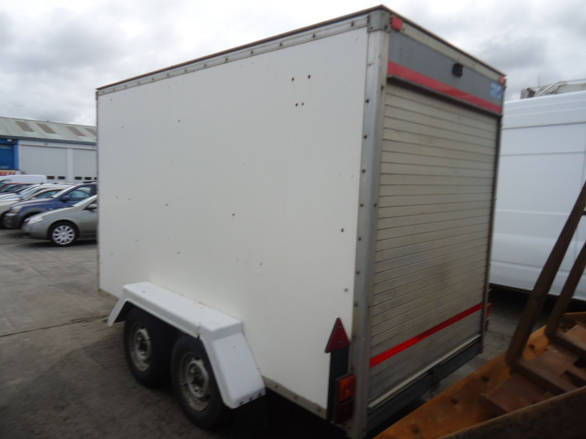 Twin Axle Box Trailer c/w Roller Door - Image 5 of 6