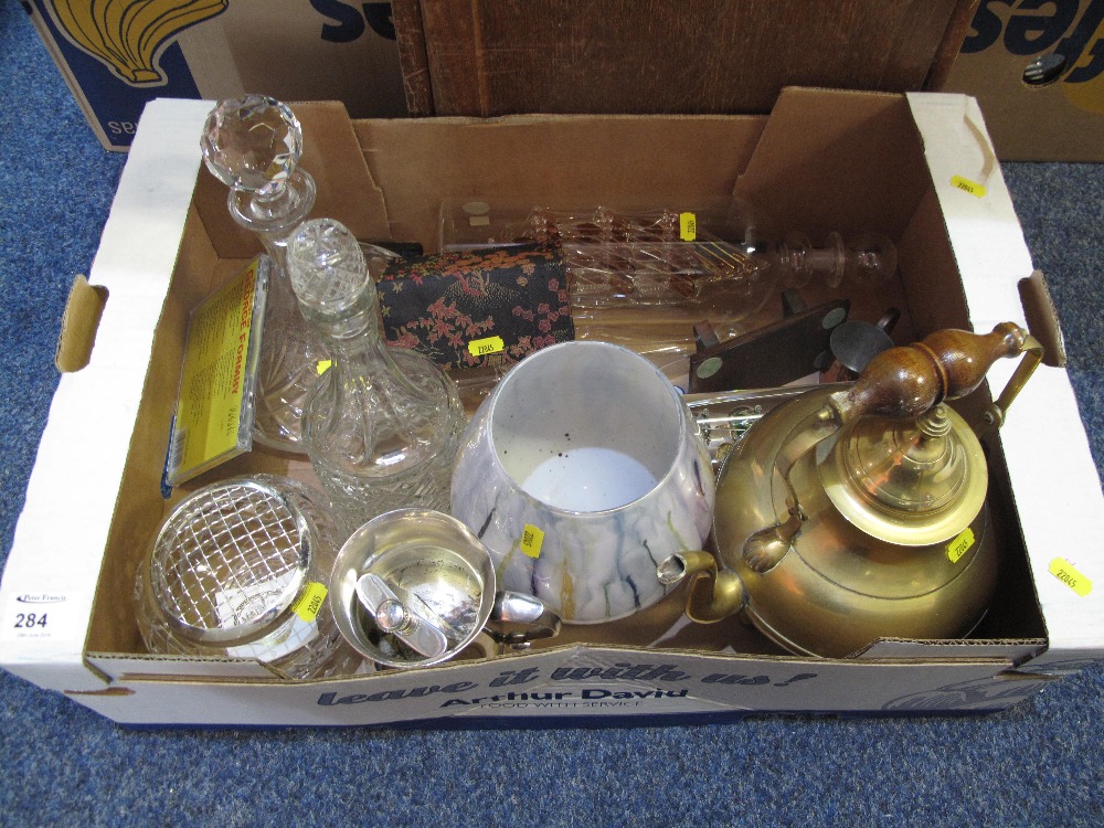 Tray of assorted items to include: glass ships in bottles; brass teapot with turned wooden handle;