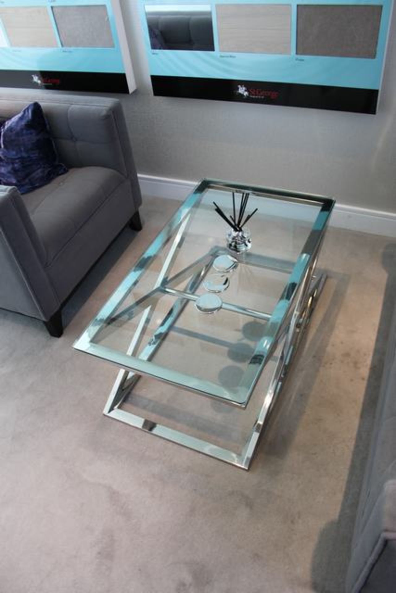 Contemporary design glass top coffee table