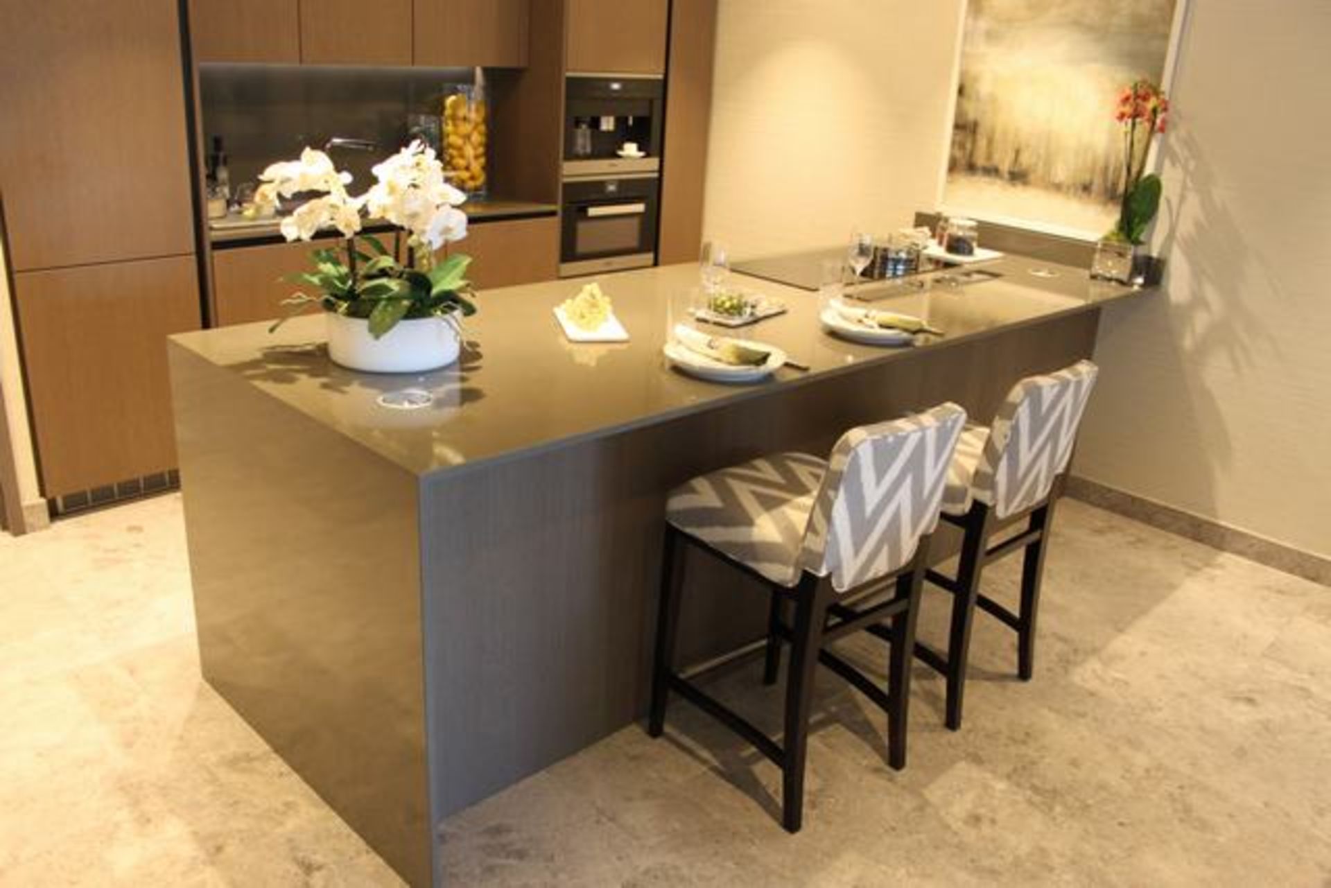 Snaidero Designer Italian kitchen the modern kitchen design that comprises base and wall cabinets - Image 3 of 11