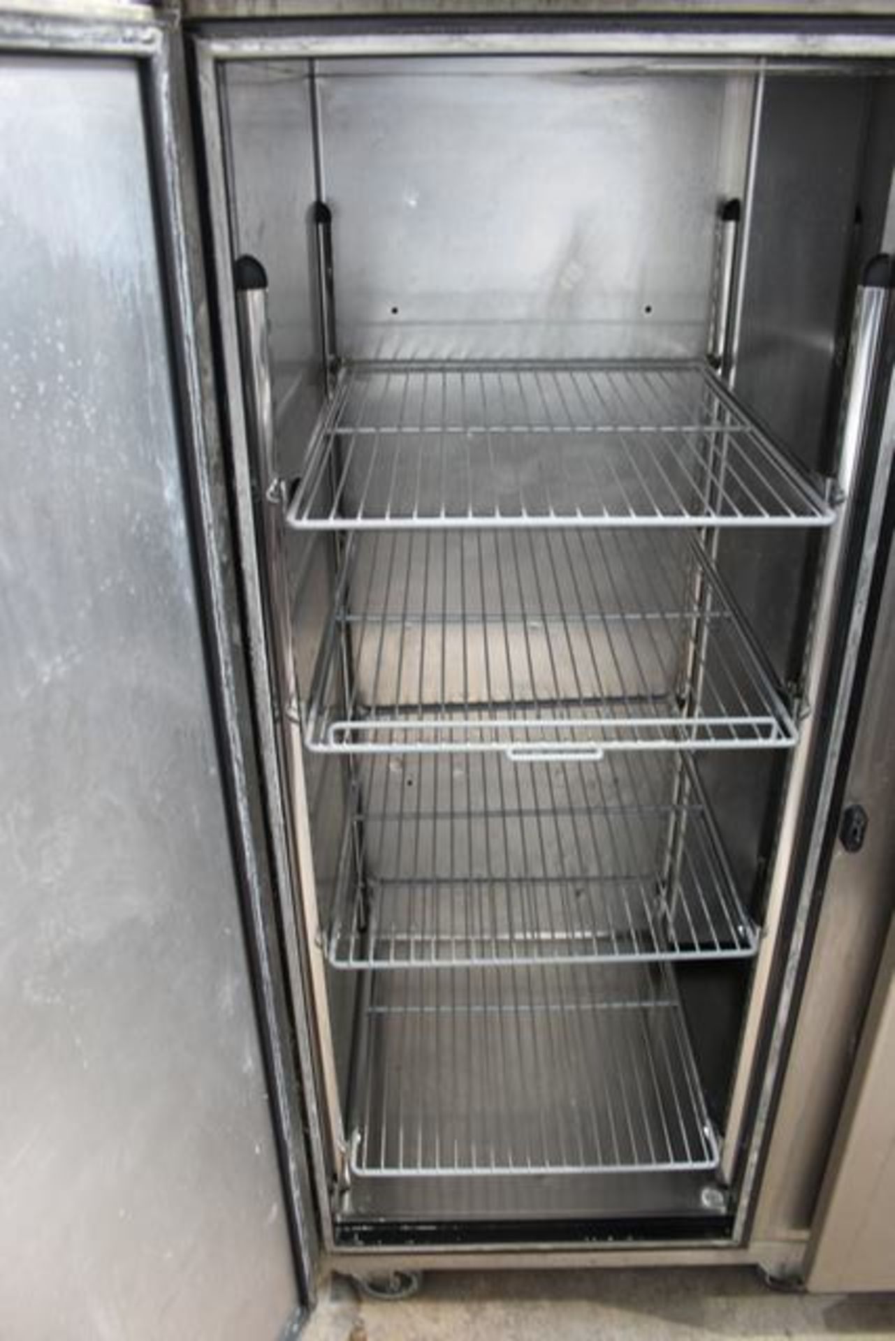 Foster PSG1350 L/A Eco Pro 1350 Litre Upright Freezer Cabinet Temp Range: -18/-21 °C stainless steel - Image 2 of 2