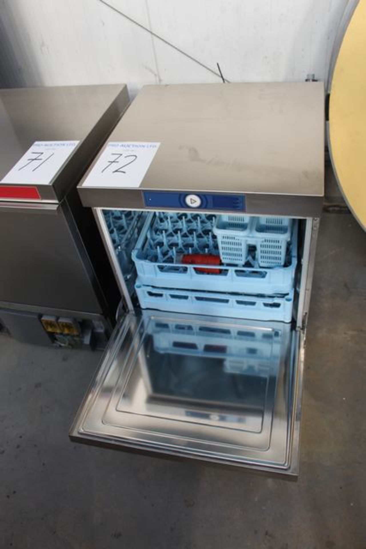 Hobart PROFI FXS-10A undercounter dishwasher with softener Cycle 90,180 300 seconds Up to 40 racks - Image 2 of 2