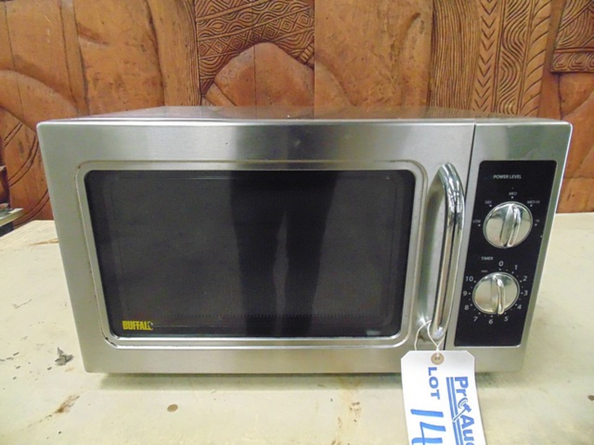 Buffalo CF358 1000W commercial microwave 29 litre capacity stainless steel construction 1600W. 230V.