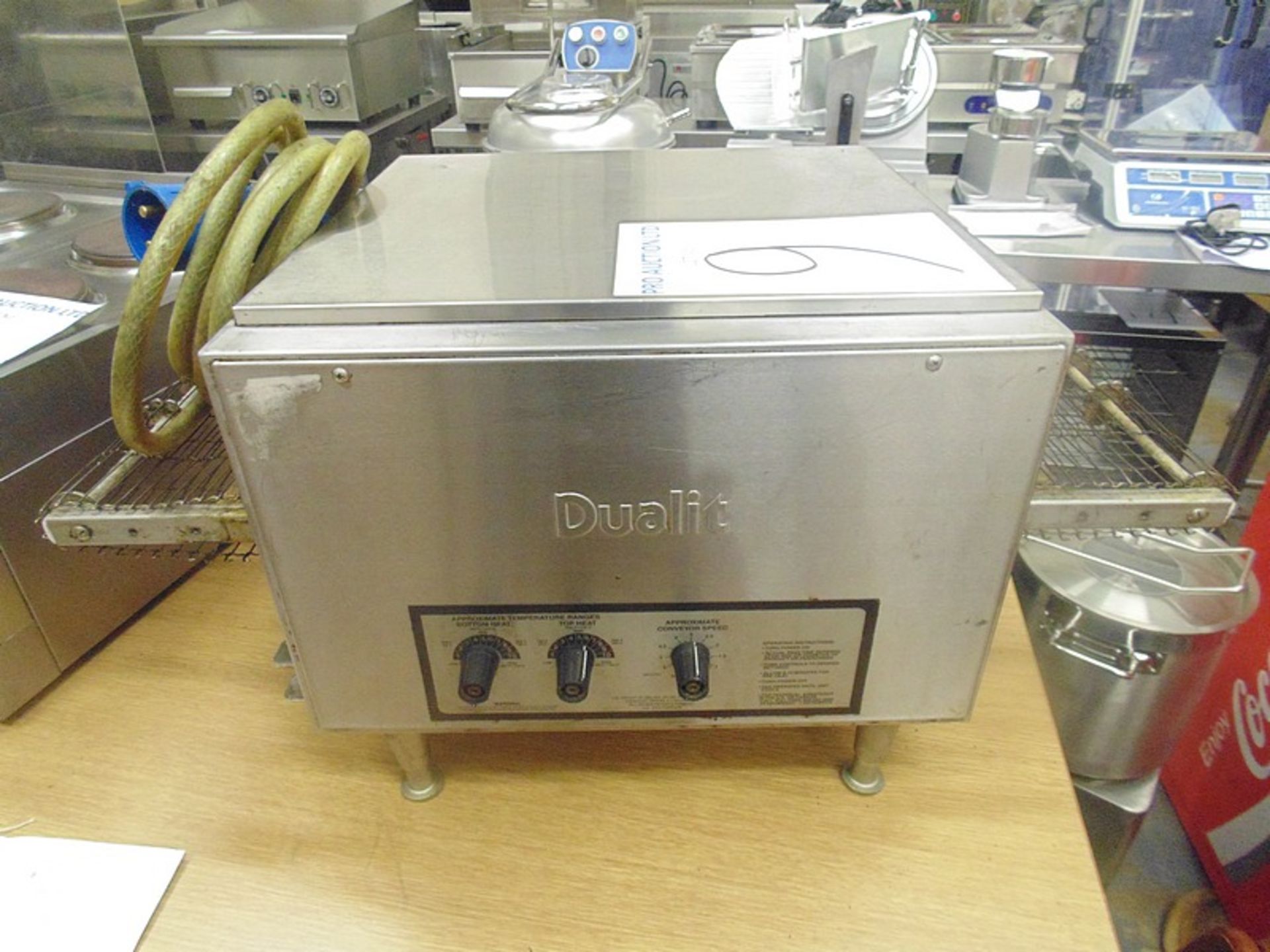 Dualit BM3-214HX stainless steel continuous conveyor toaster output per hour 360 slices loading 2.