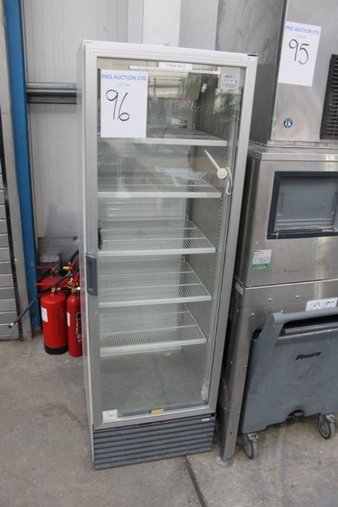 Caravell 400-027-10 glass door refrigerated drinks fridge 600mm x 660mm x 1850mm (s/n 03276591)