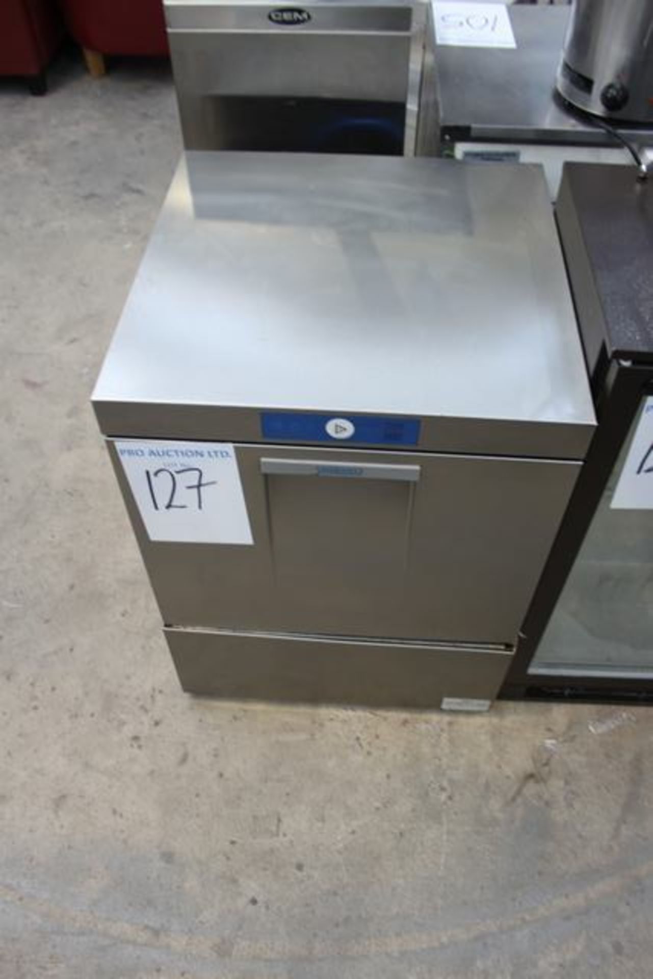 Hobart FXS -70N under counter dishwasher 20 racks per hour variable cycle times of 180, 240 or 300