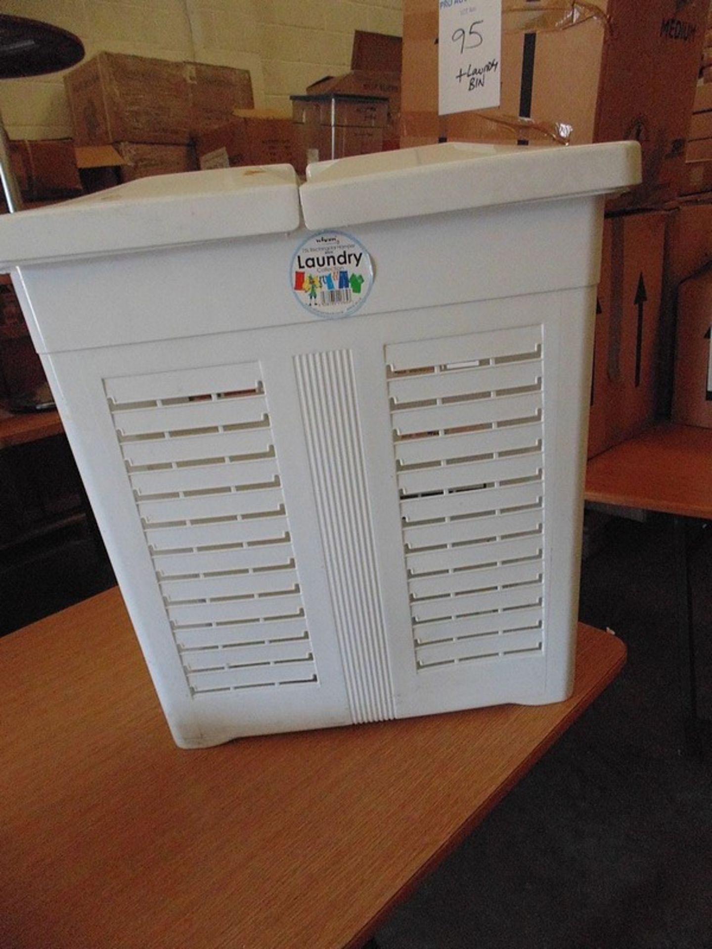 5 x chocolate brown scatter cushions and a Wham 75 litre rectangular laundry basket - Image 2 of 2