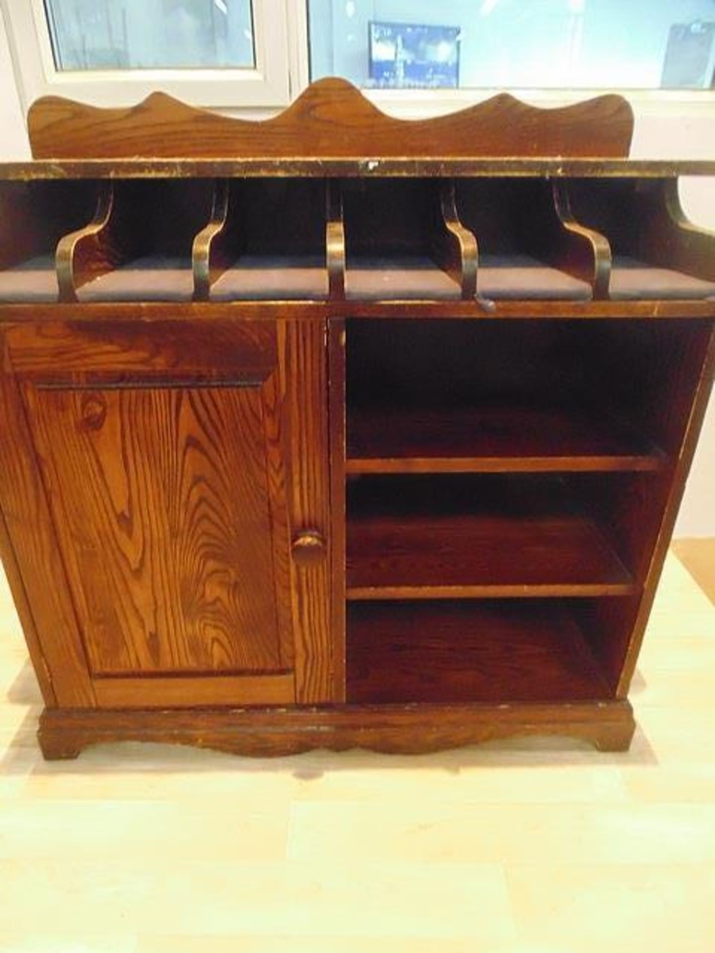 Contract Furnishing waiter station cutlery compartments under counter top with single left hand - Image 2 of 2