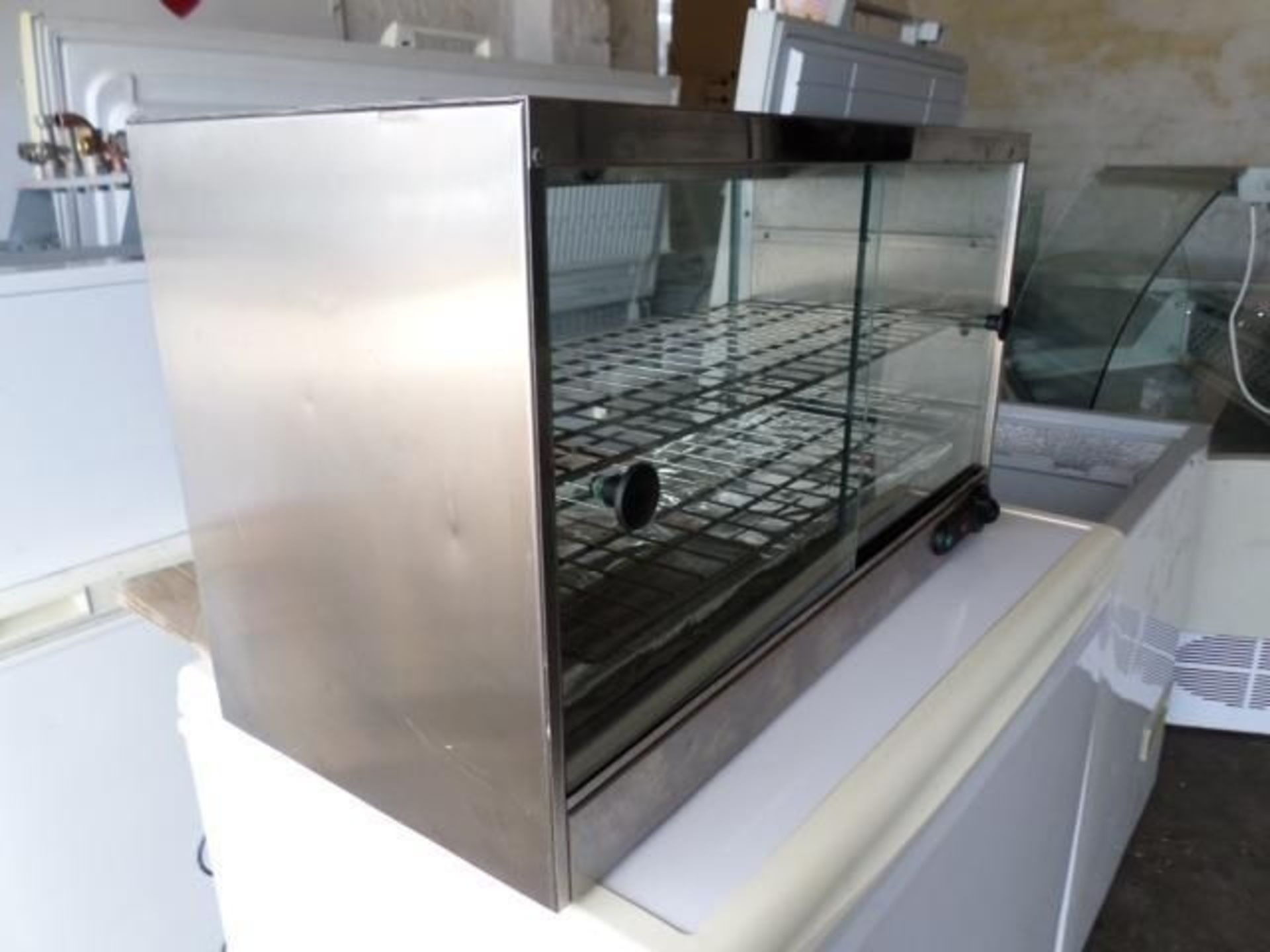 Parry CPC electric heated pie cabinet capacity 60 pies 3 shelves sliding doors to rear solid glass