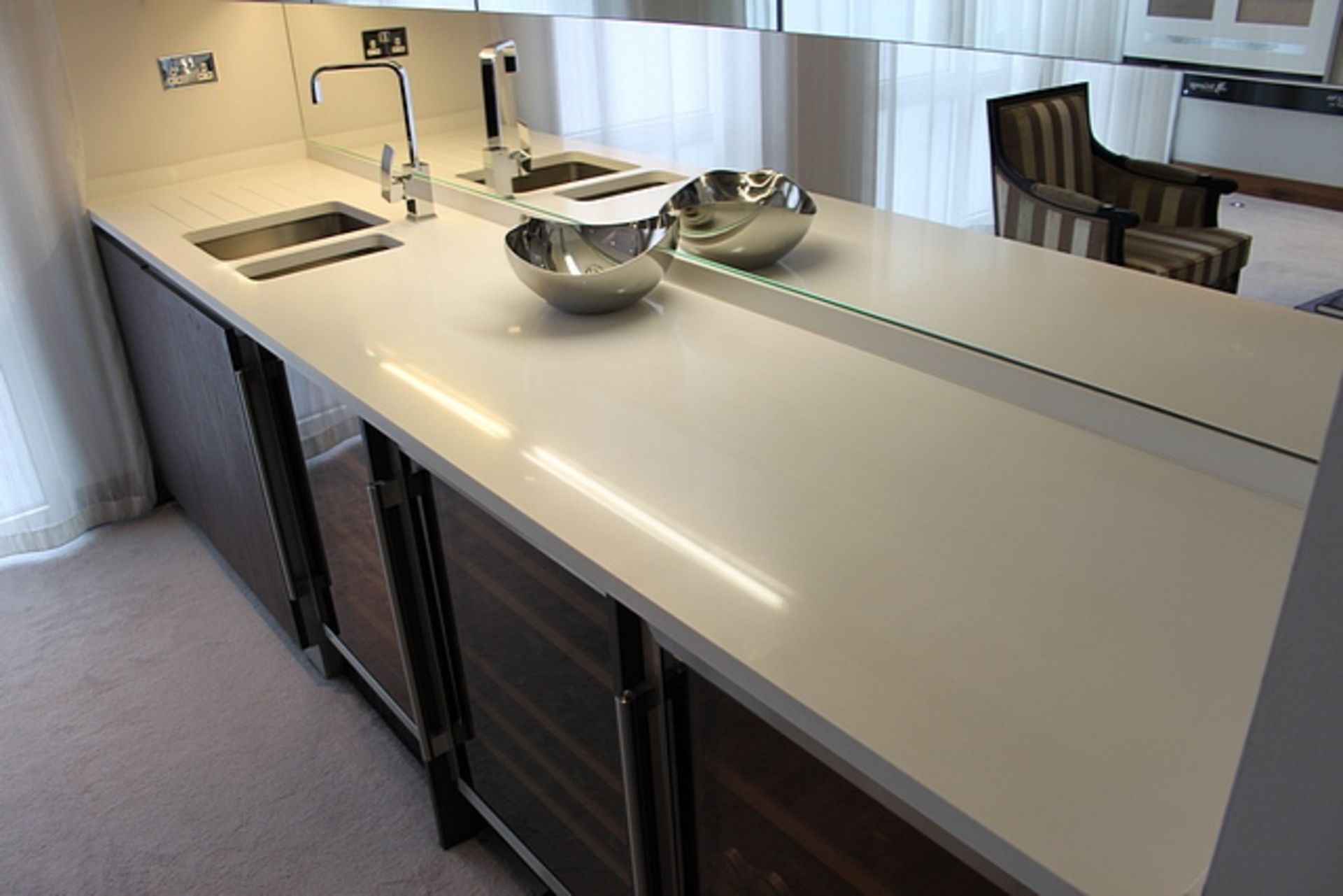 Stone worktop counter surface with integral stainless basin and mixer tap 2940mm x 630mm complete - Image 5 of 5