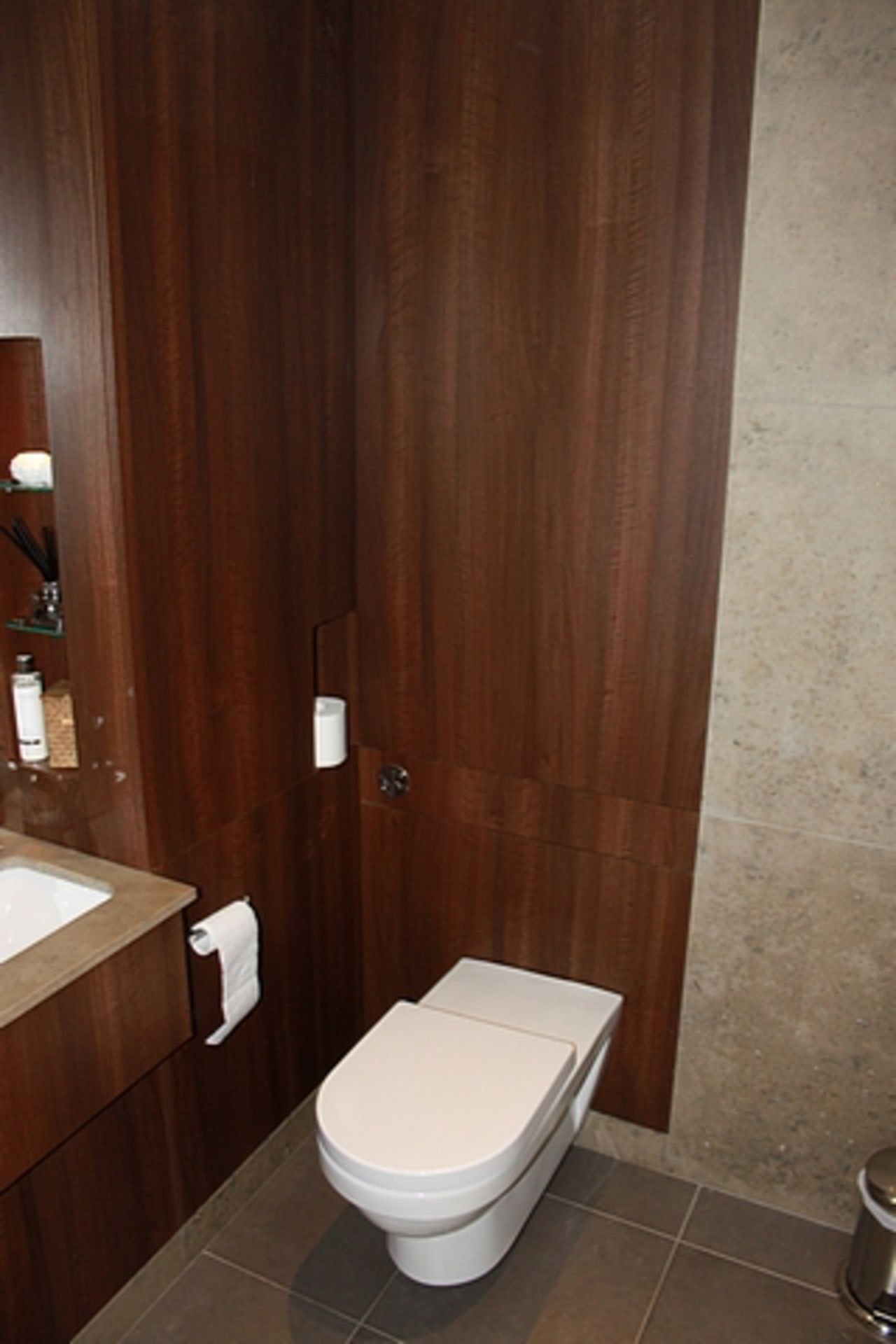 A Villeroy & Boch cloakroom comprising of stone basin and vanity and WC pan 1900mm x 2100mm - Image 4 of 4