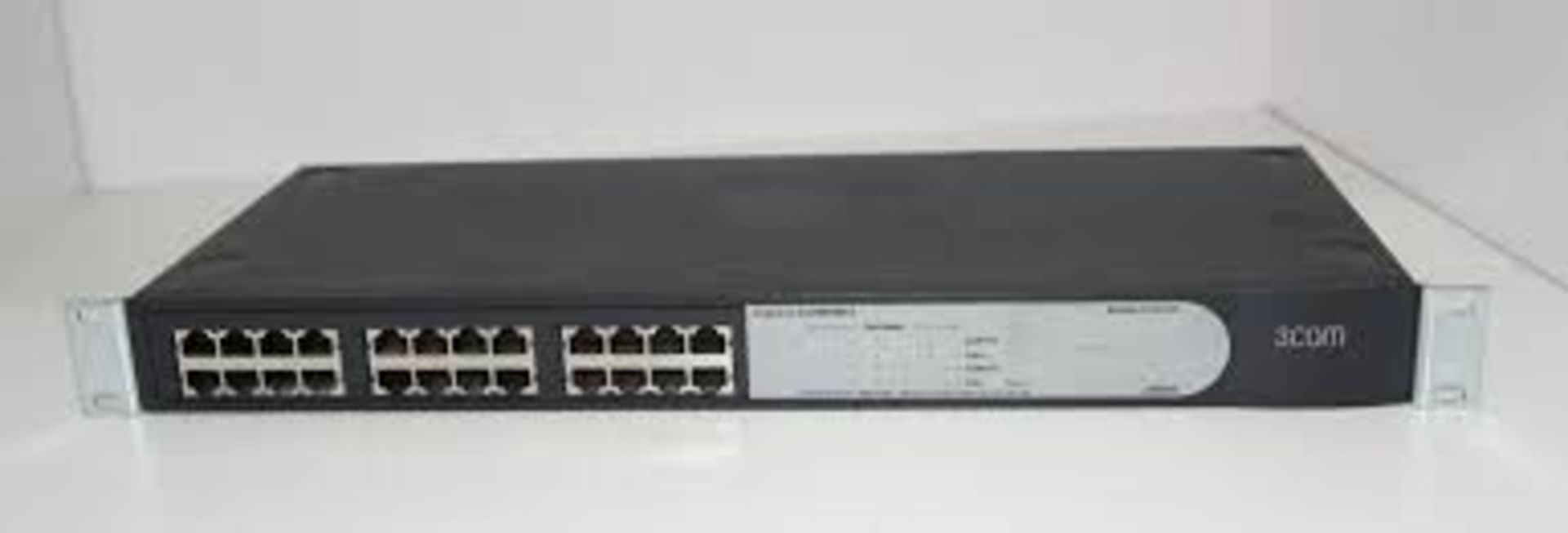 3Com Baseline Switch 2024 / 24 Port / 100mps - 3C16471