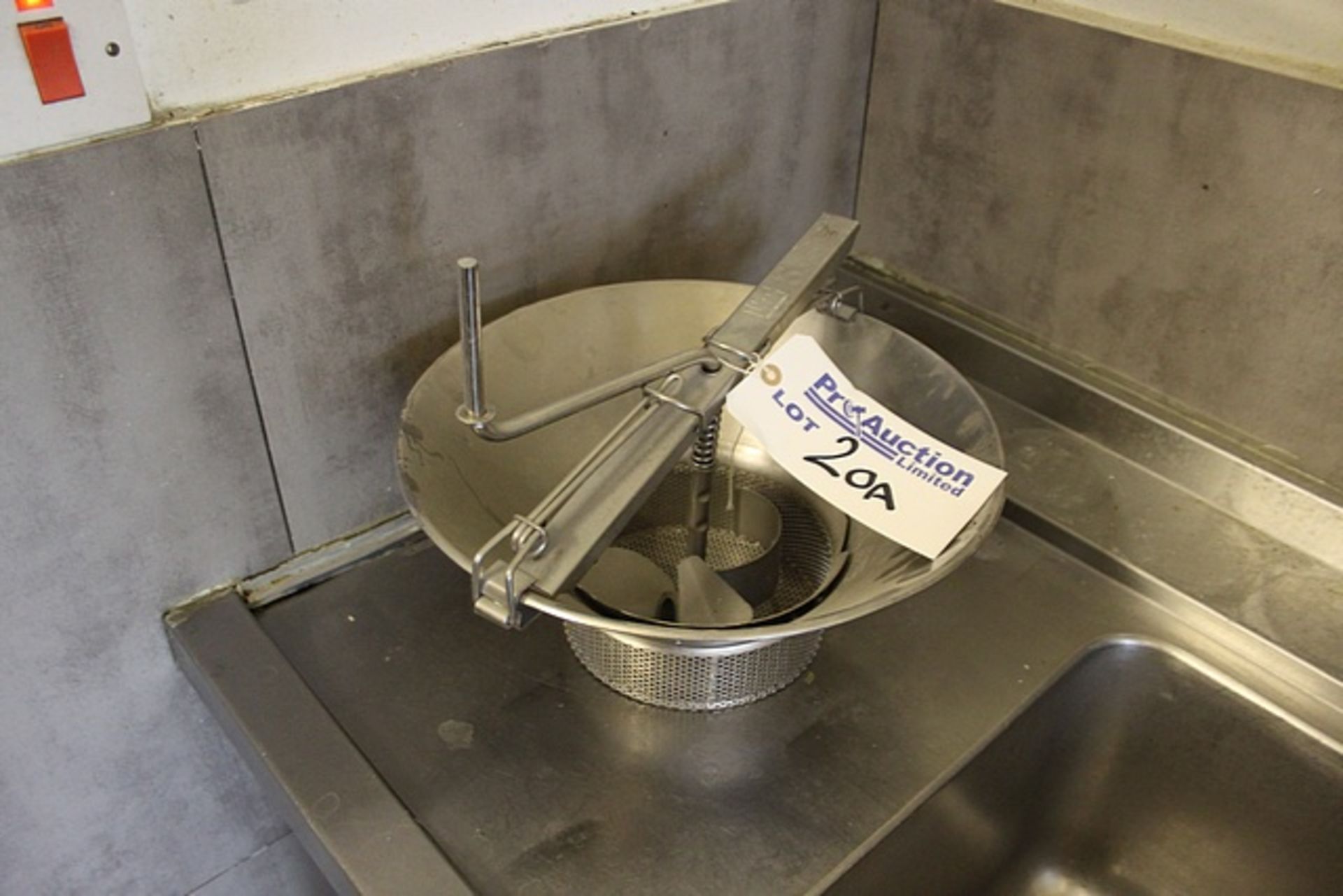 Mouli LT5 stainless food mill 370mm diameter