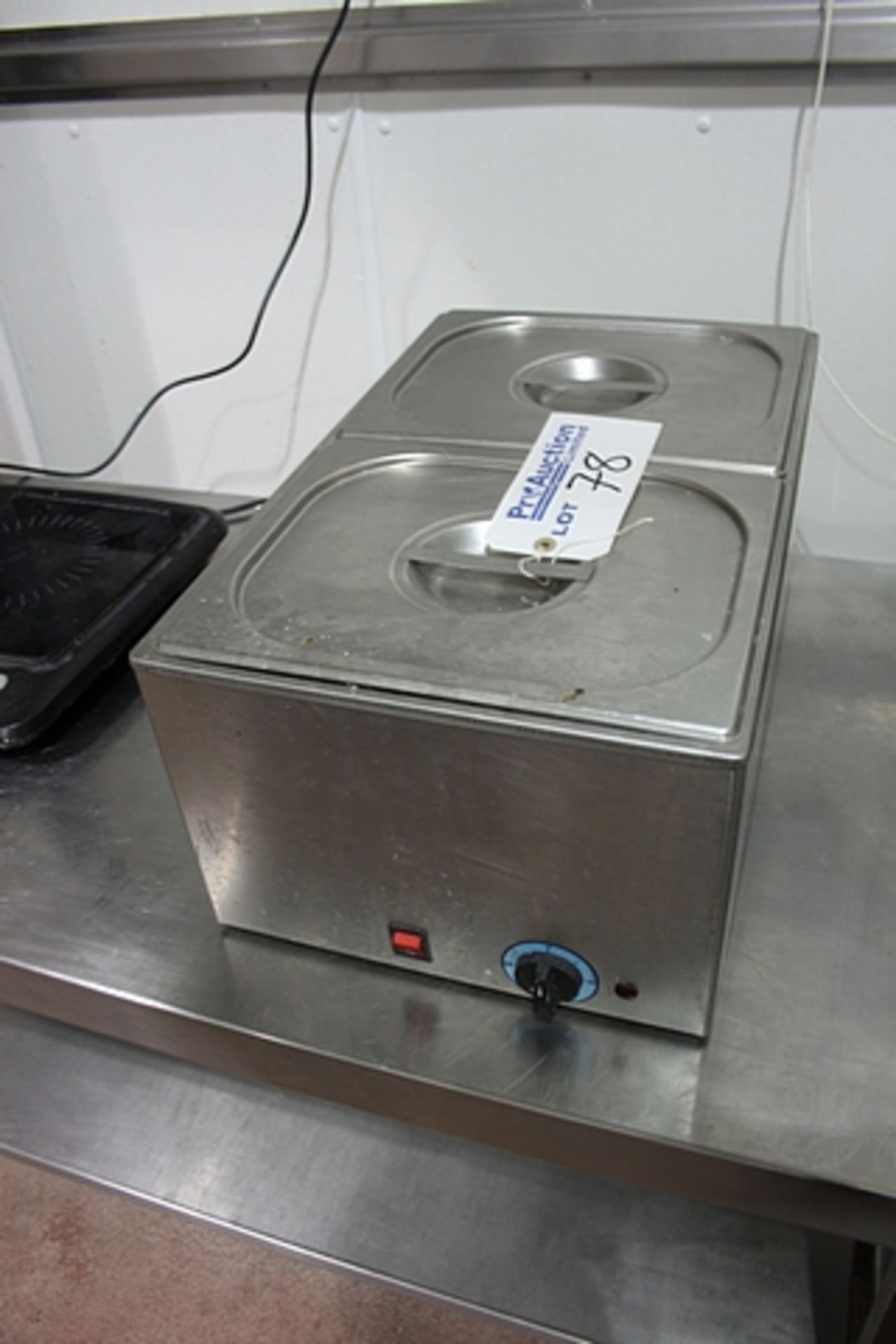 BM001 Bain Marie GN 1/1 size wet heat stainless steel construction takes containers up to 150mm deep