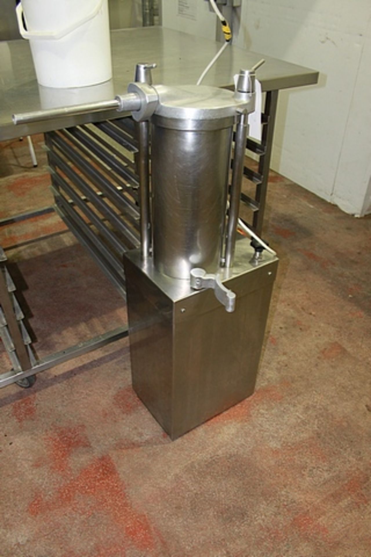 Stainless steel hydraulic filler stuffer fixed barrel standard model with cover and piston in - Image 2 of 2