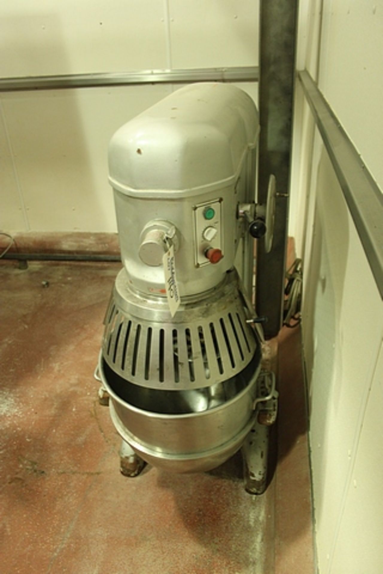 Harvester 60 quart planetary mixer 2 HP 1.5 Kw motor gear driven four fixed speeds complete with - Image 2 of 2