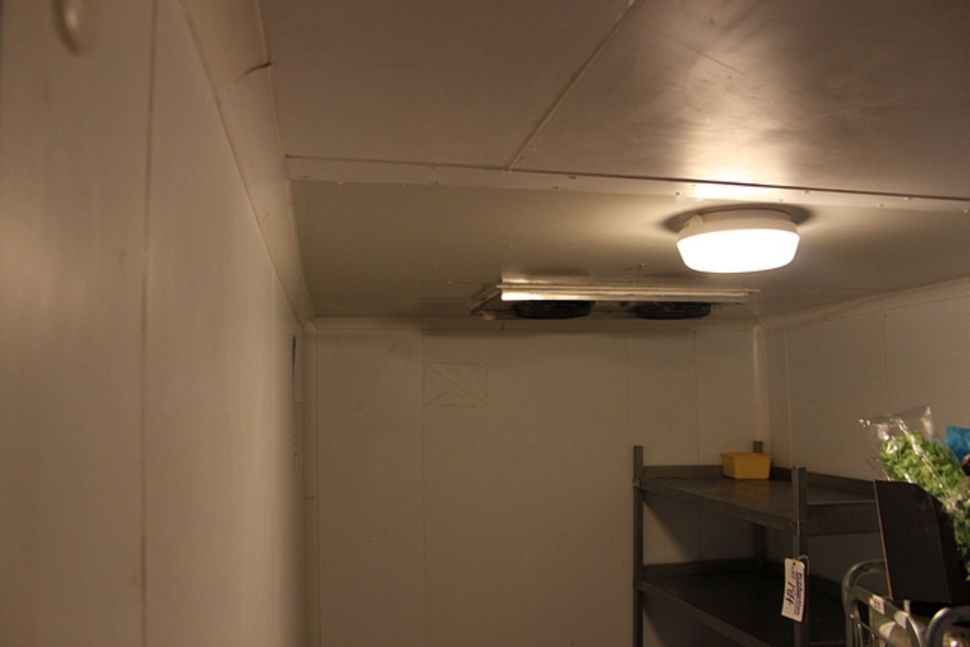 Modular walk in cold room slam door temperature Range +1C to +4C with twin fan evaporator, - Image 2 of 3