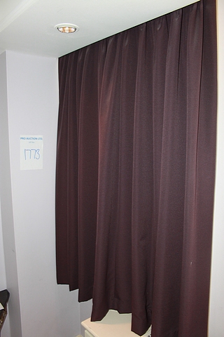 A pair of drape curtains 2200mm x 1600mm