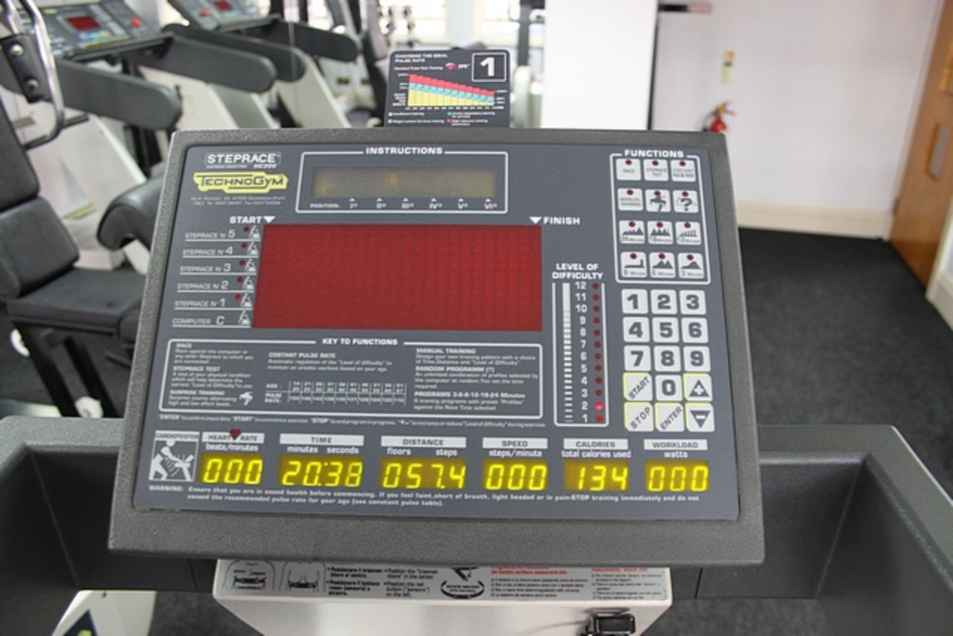 Technogym HC300 Step Race commercial exercise machine 6 training programs constant heart rate - Image 2 of 2