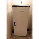 Electrolux EP406-VCUK upright commercial refrigerator 750mm x 600mm x 1500mm