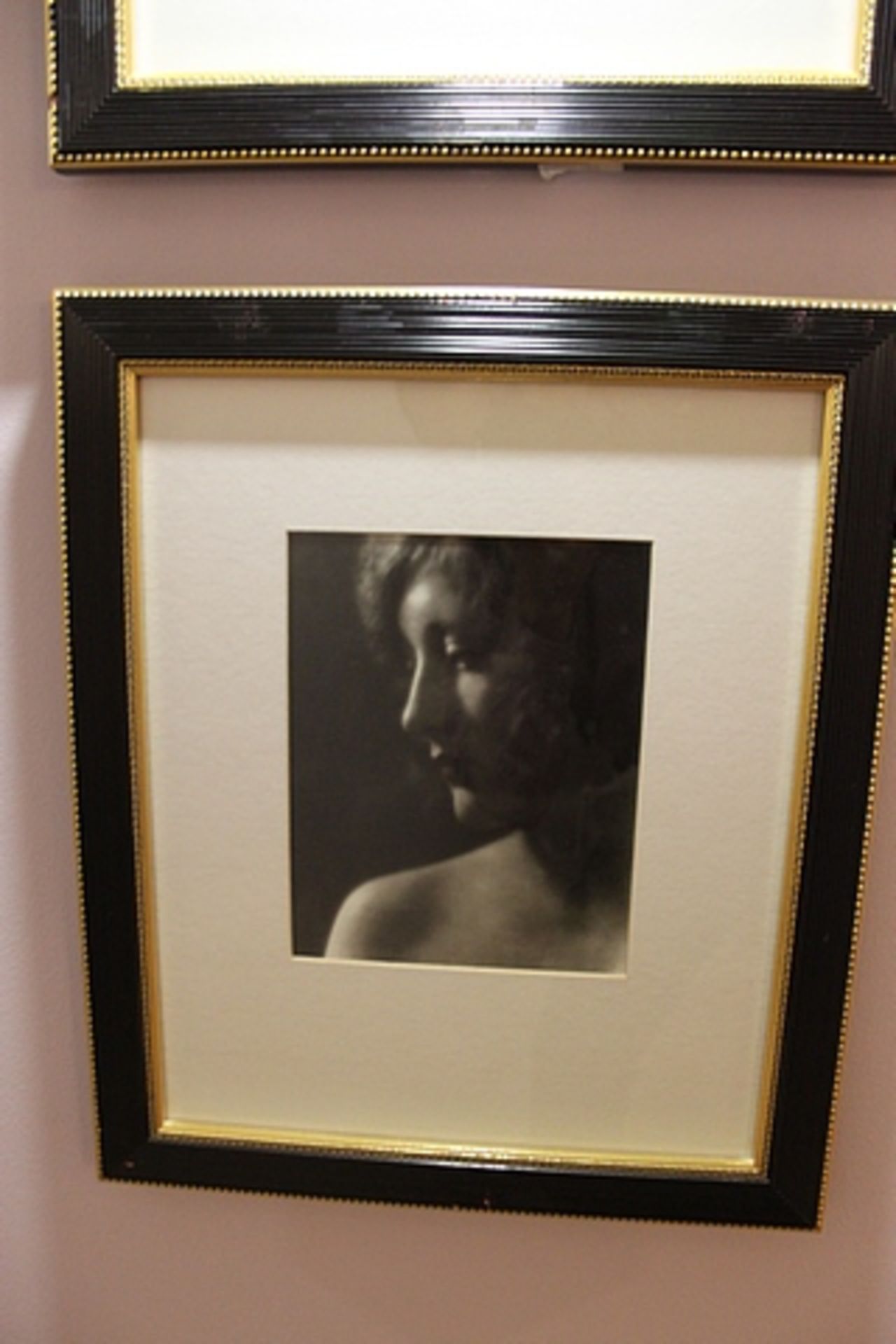 A pair of black and white photoprints, film stars framed 400mm x 480mm with brass picture lamp - Image 2 of 2