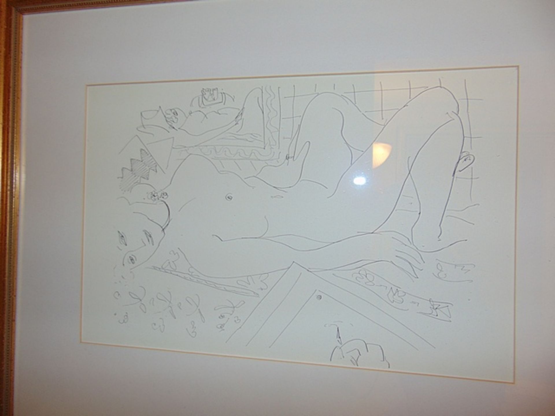 Contemporary sketch drawing of a recumbent nude 780mm x 630mm Lift out 5.00 - Image 3 of 6