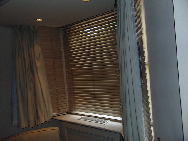 A pair of drape curtains 3100mm x 1600mm