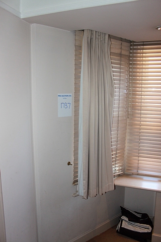 A pair of drape curtains cream 2000mm x 1600mm