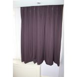 A pair of drape curtains 2800mm x 1600mm