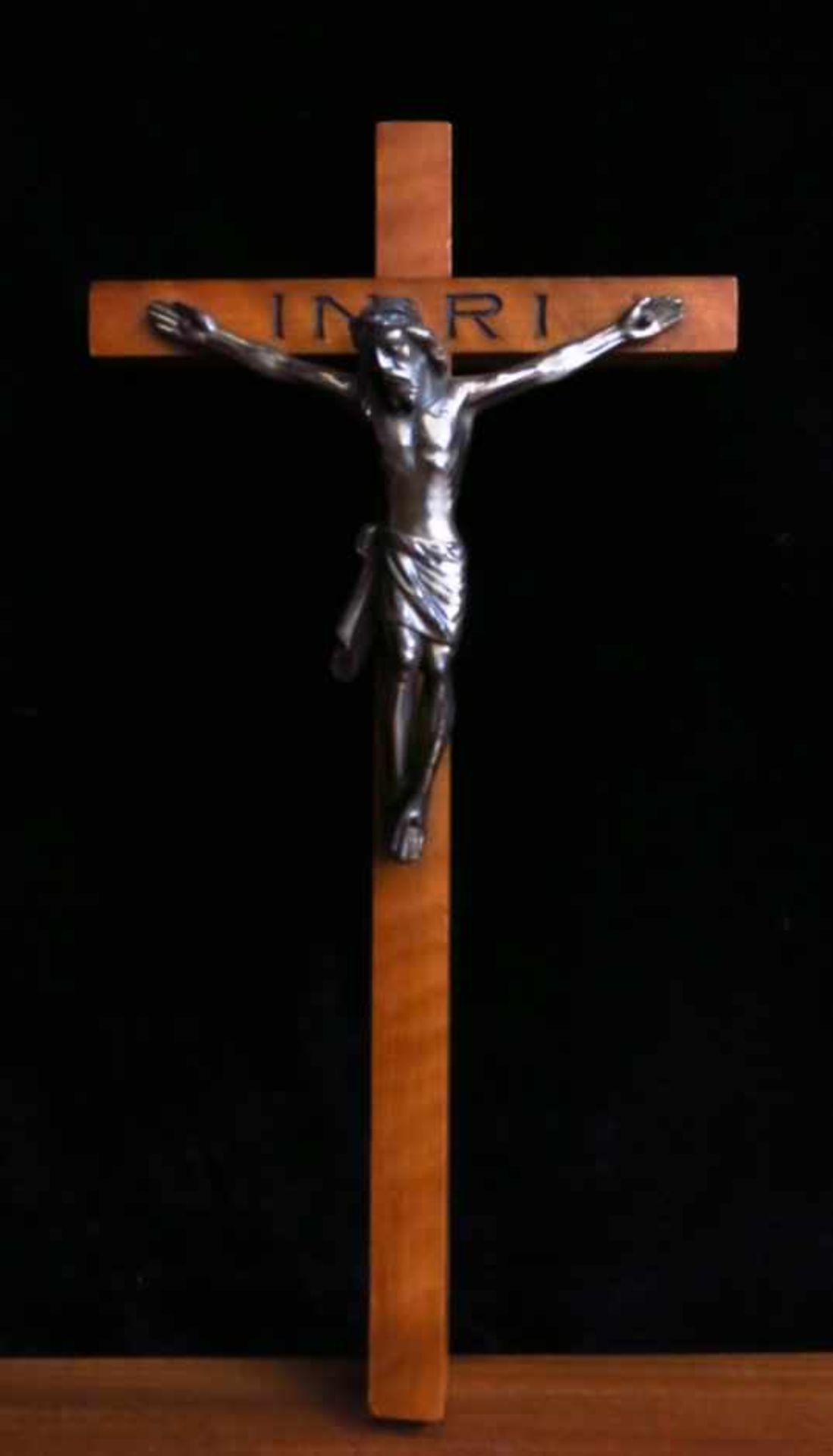 Silver Coloured Metal Crucifix with inscribed INRI - Image 4 of 4