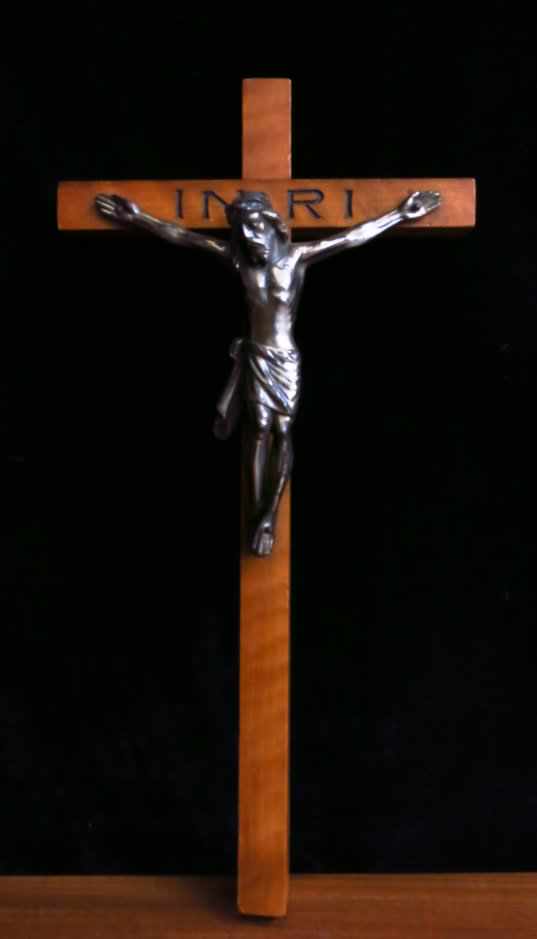 Silver Coloured Metal Crucifix with inscribed INRI - Image 3 of 4