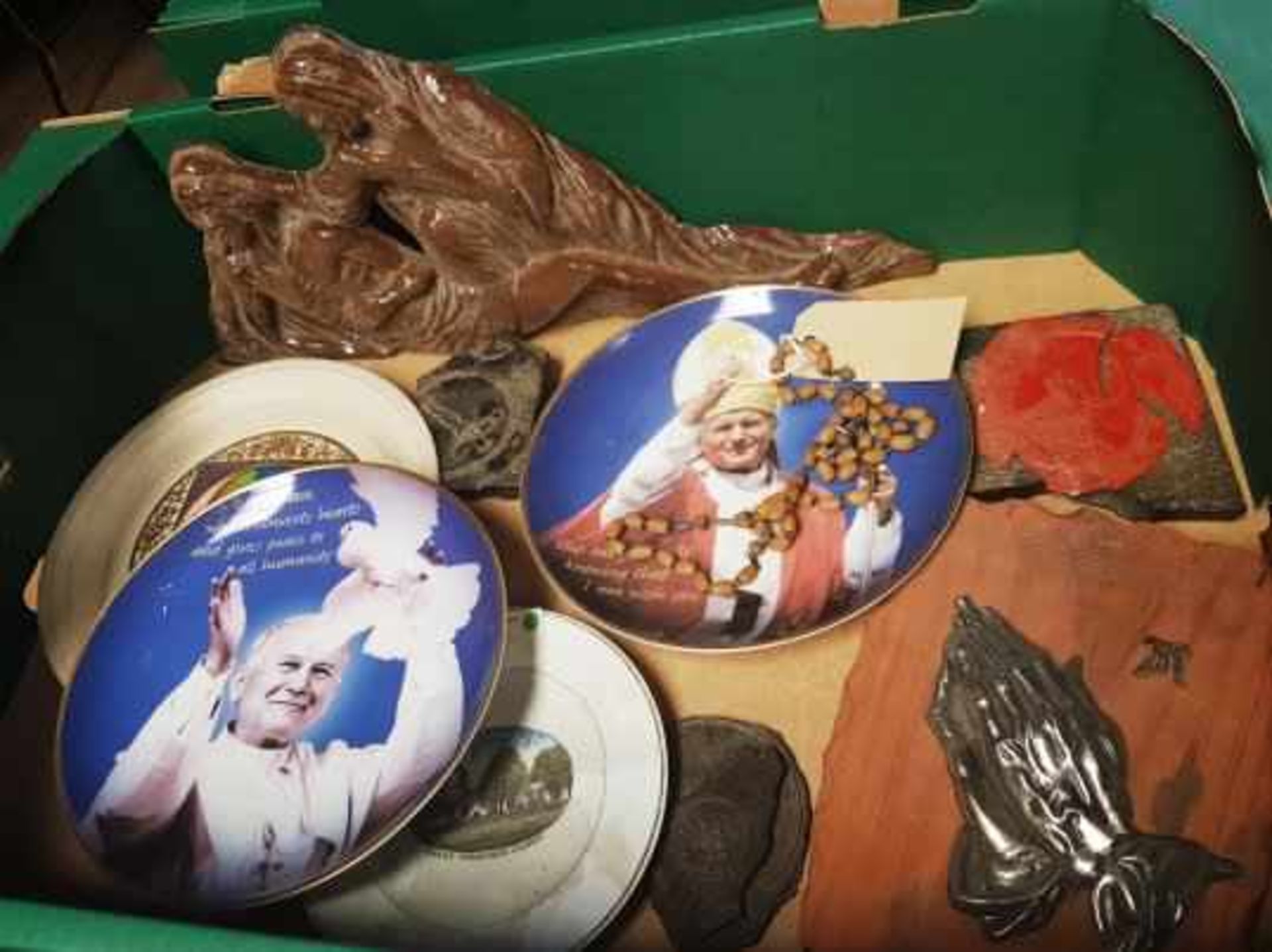 Various Pope Plates Religious Plaque Wafer moulds - Image 3 of 4