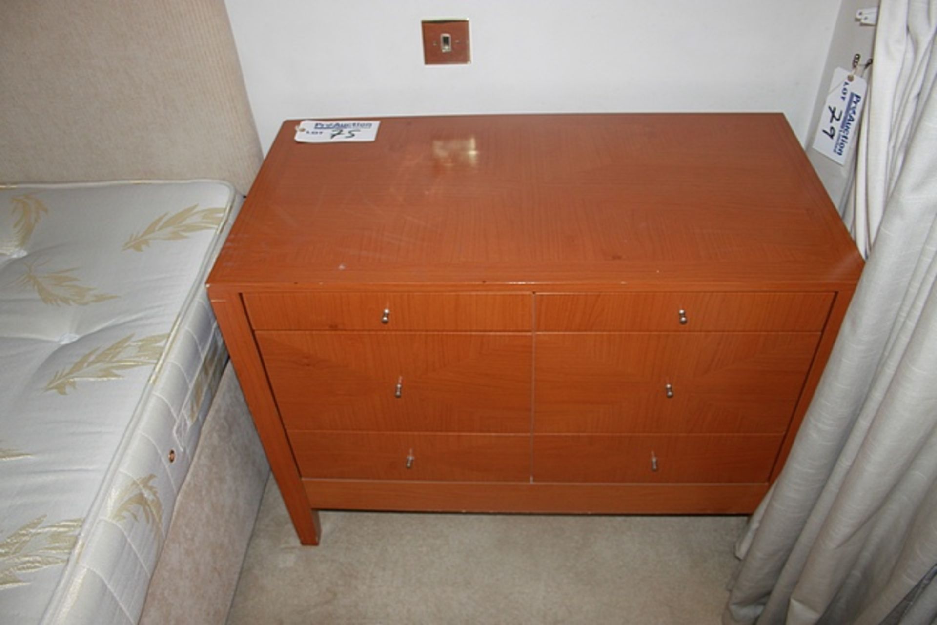 Modern six drawer chest of drawers 1020mm x 530mm