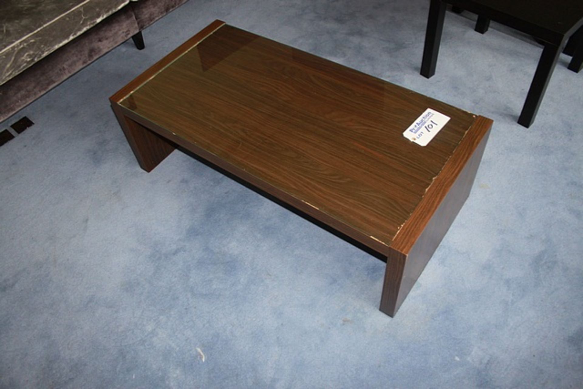 Coffee table in a walnut veneer style wood with glass top 1180mm x 590mm