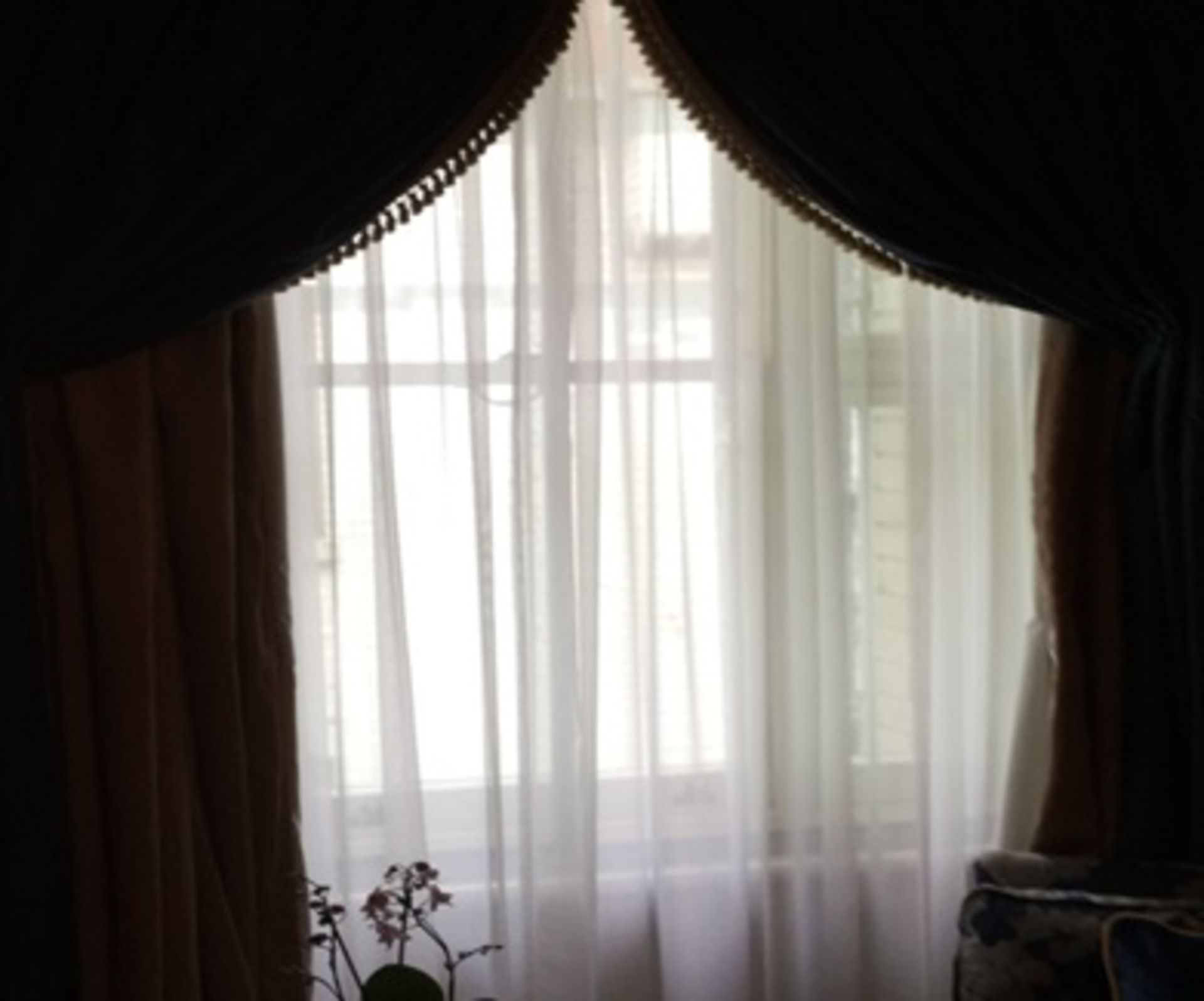 A pair of luxurious lined drape curtains swag valance Room212Lift out charge 15