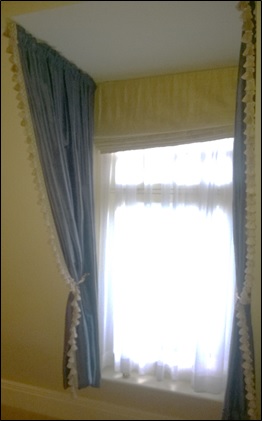 A pair of gold blue heavy drape curtains Room903Lift out charge 15
