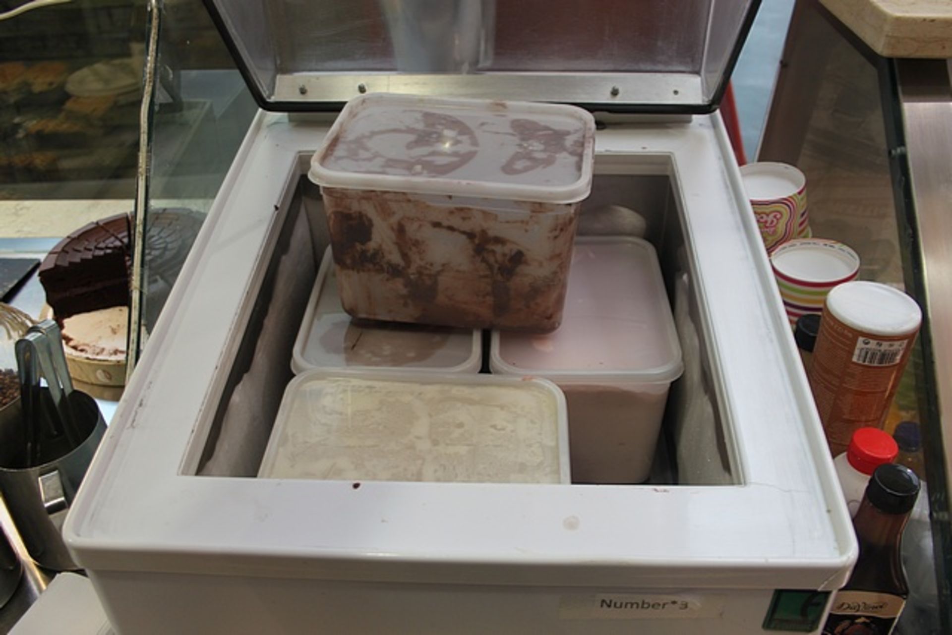 Table top ice cream ice cream freezer Model R134A - Image 2 of 2