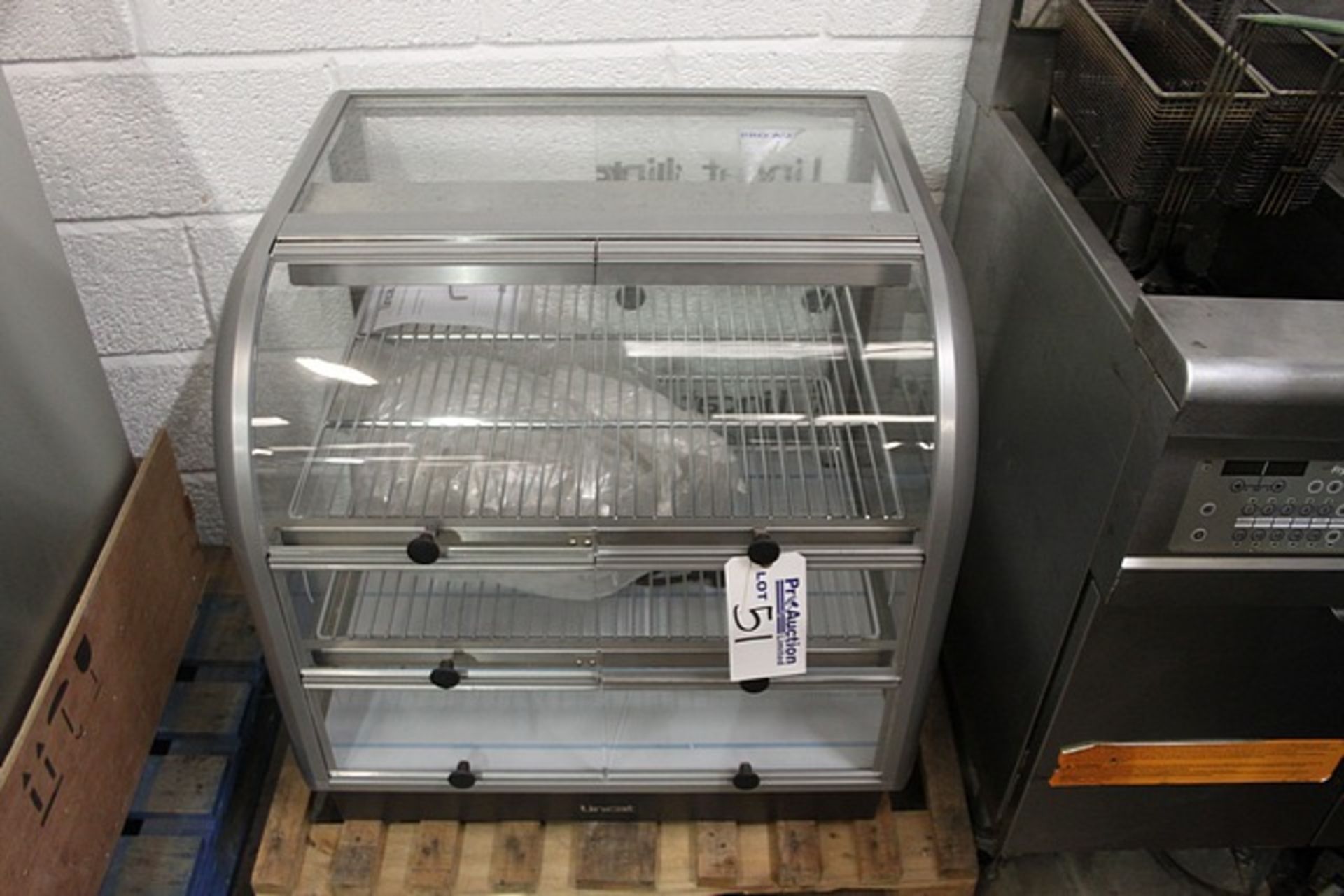 Lincat heated display unit new