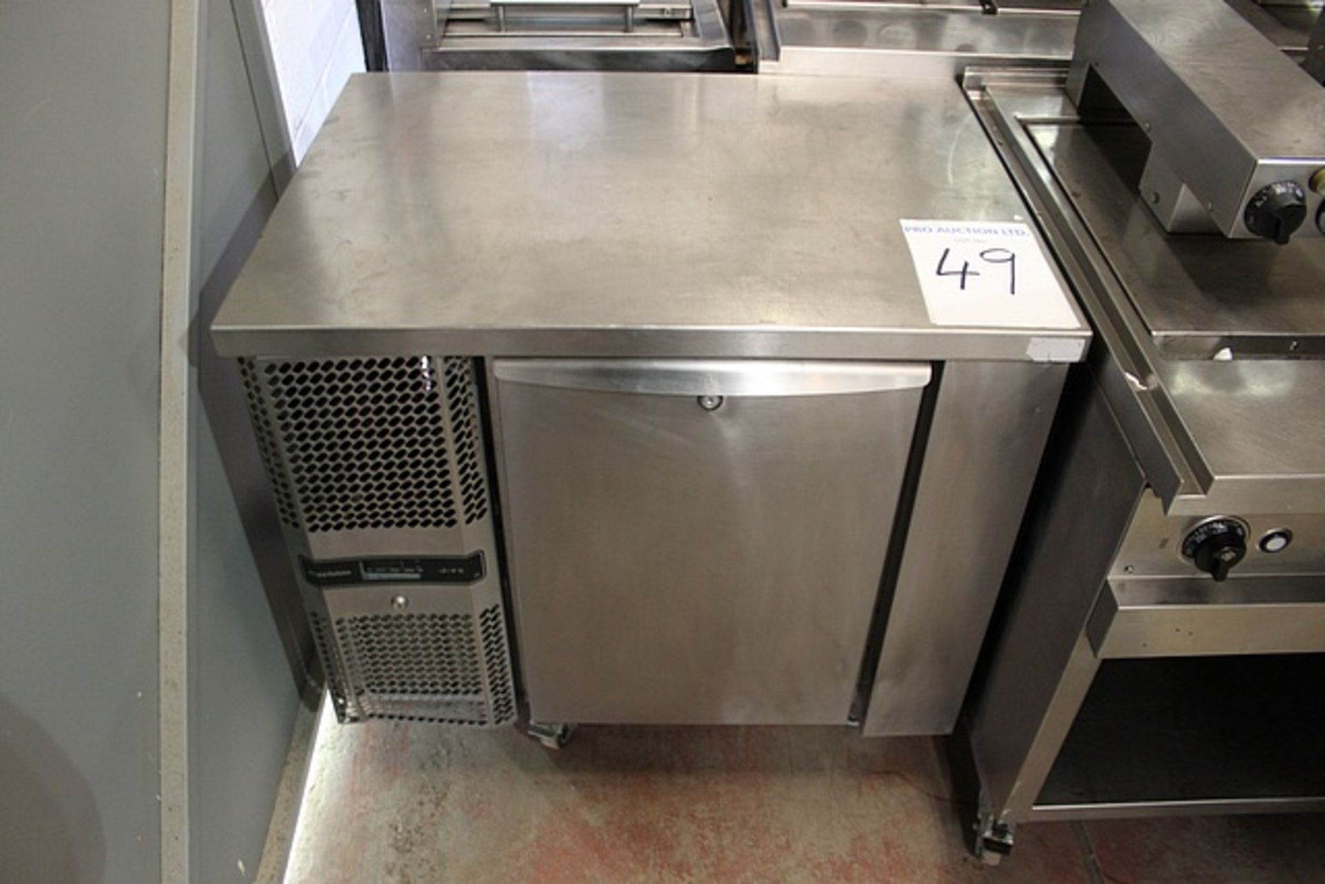 Precision MCU111 150 litre bench chiller Stainless steel liner and an outer layer Operating