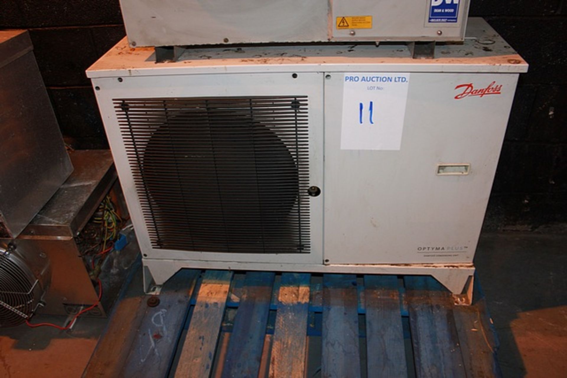 Danfoss Optyma OPMPH-0034GS-P00G 114 x 4228 R404 refrigeration condensing unit (s/n 050090BP4111)