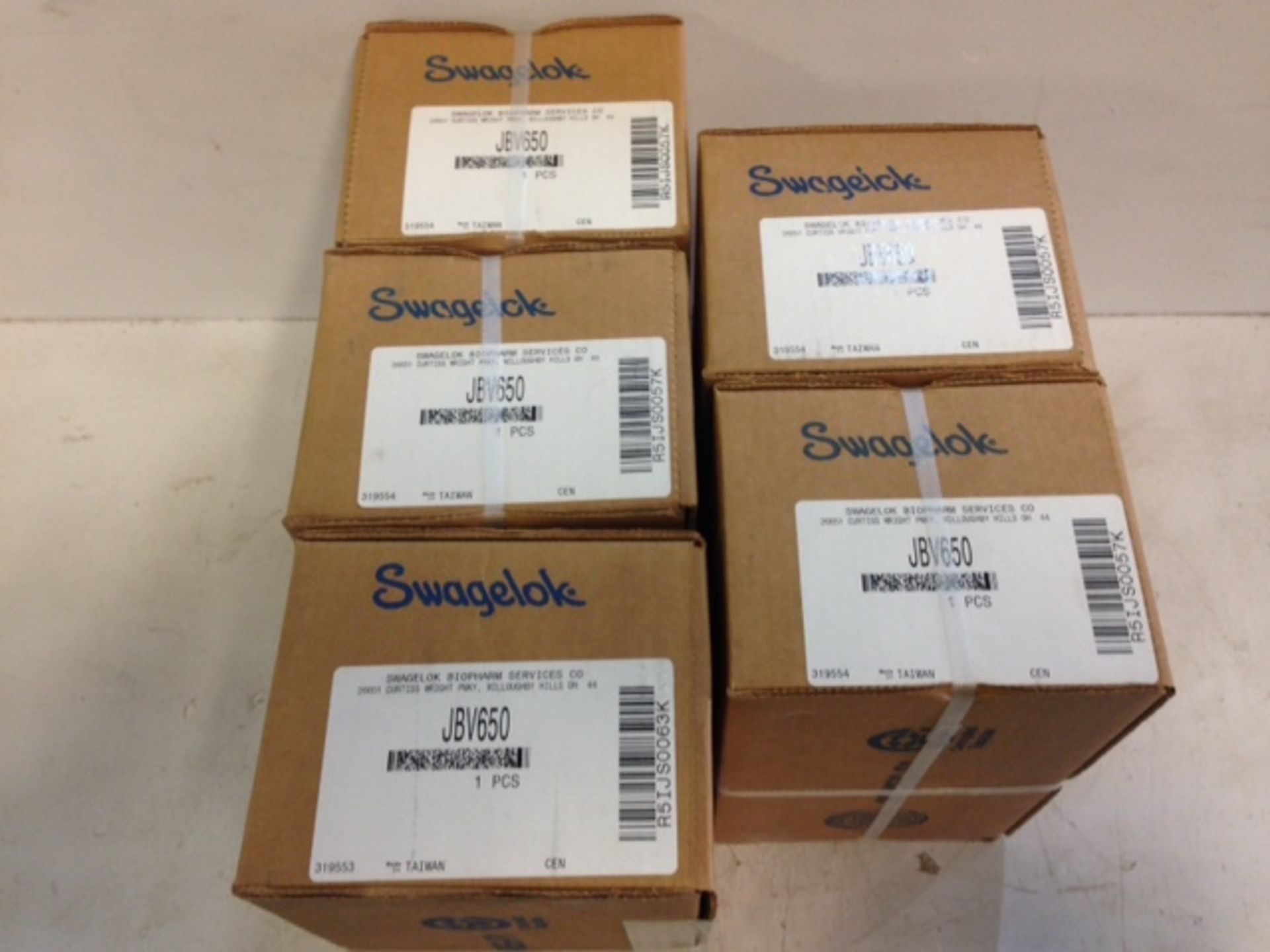 LOT OF 5 BOXES ONE IN EACH BOX SWAGELOK JBV-650 BALL VALVE