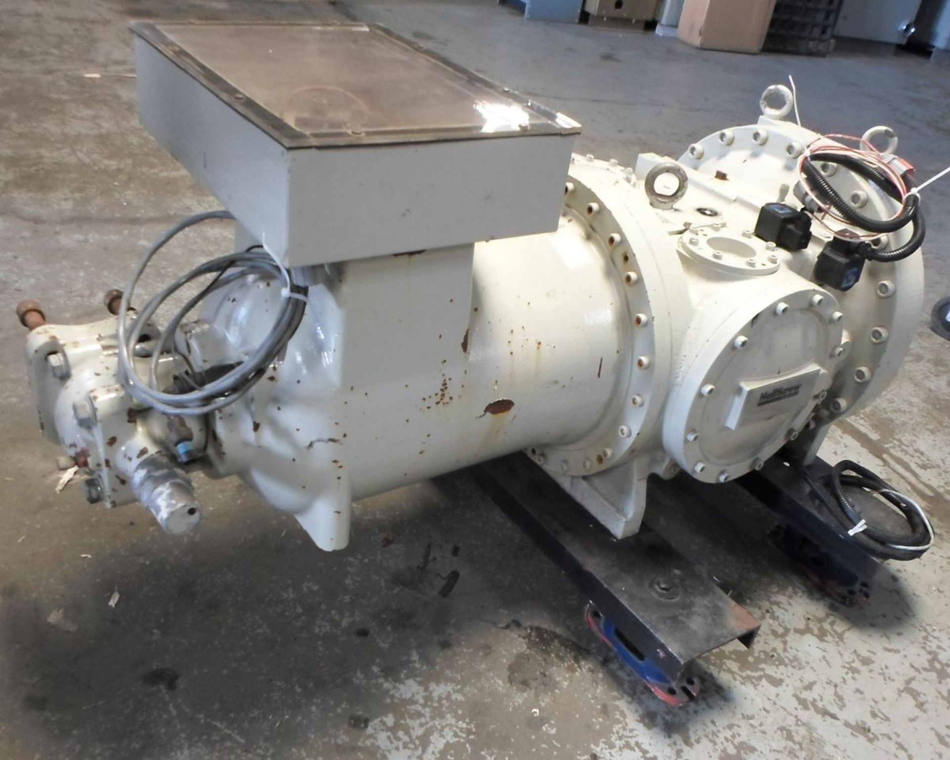 NEVER RUN J&E HALL LIMITED SCREW COMPRESSOR M32163EAQE2AD11 3 PHASE 400/460V - Image 2 of 3