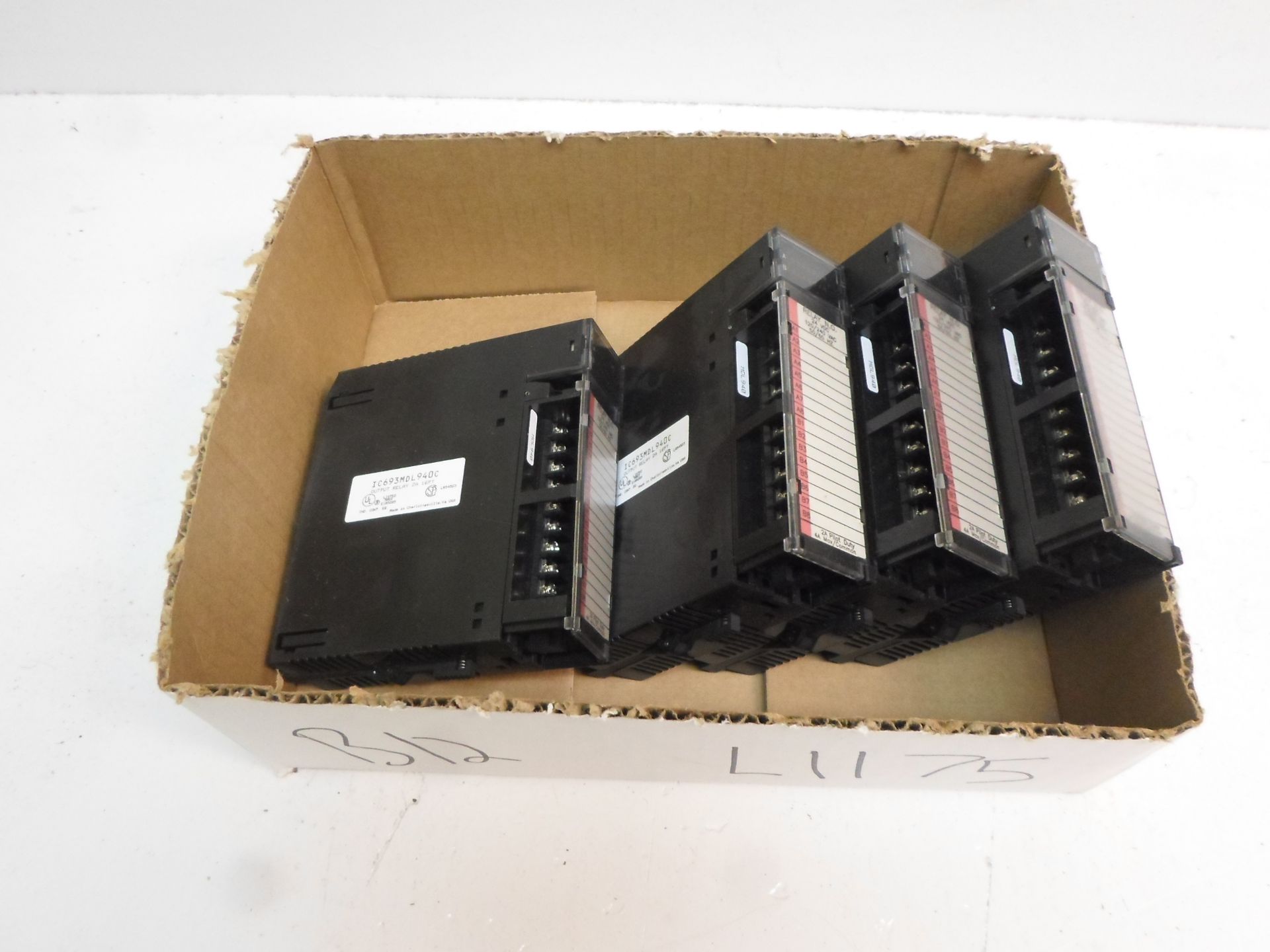 LOT OF FOUR GE FANUC IC693MDL940C OUTPUT RELAY 2A
