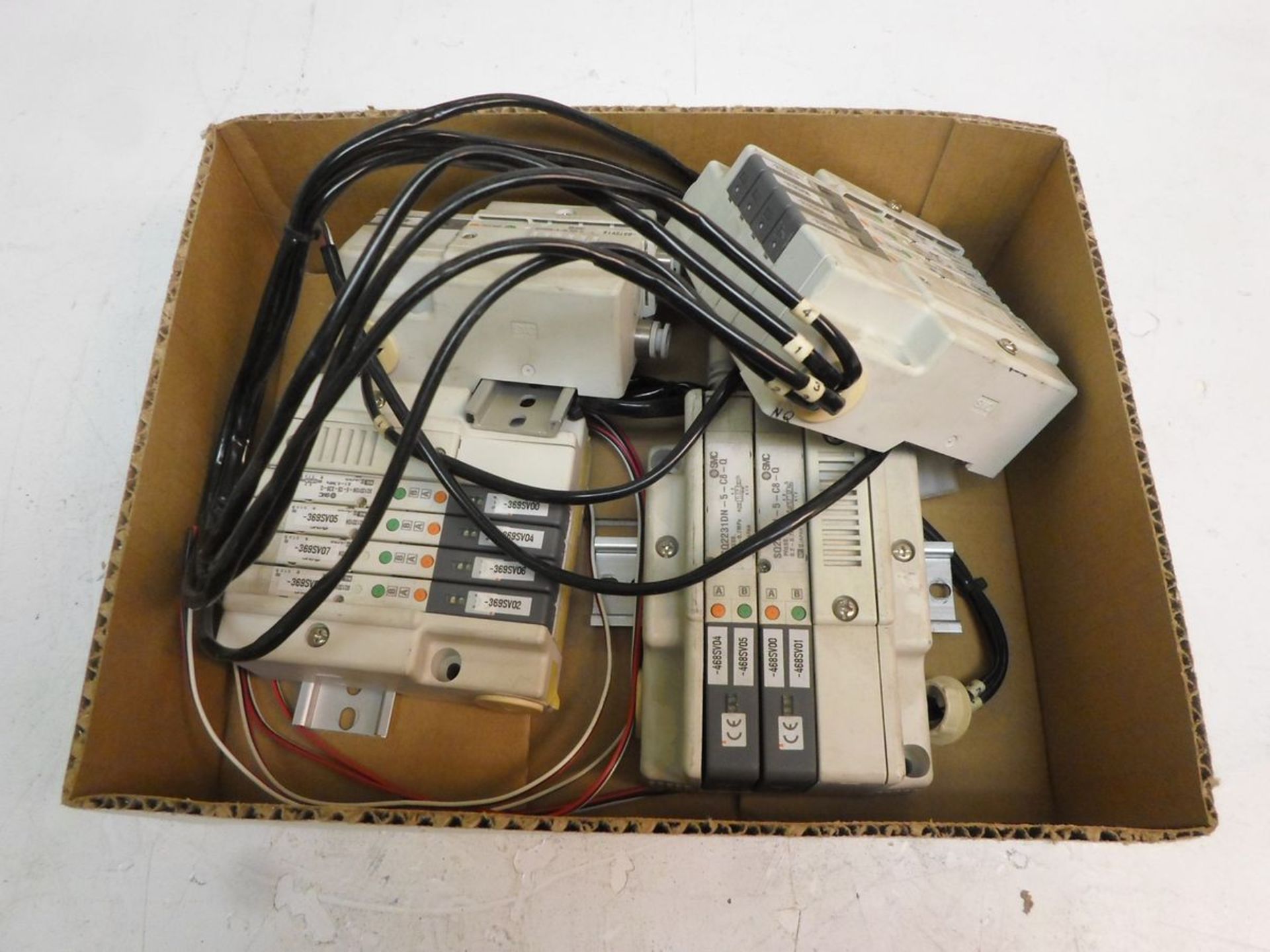 LOT OF FOUR SMC NEUMATIC CONTROLERS