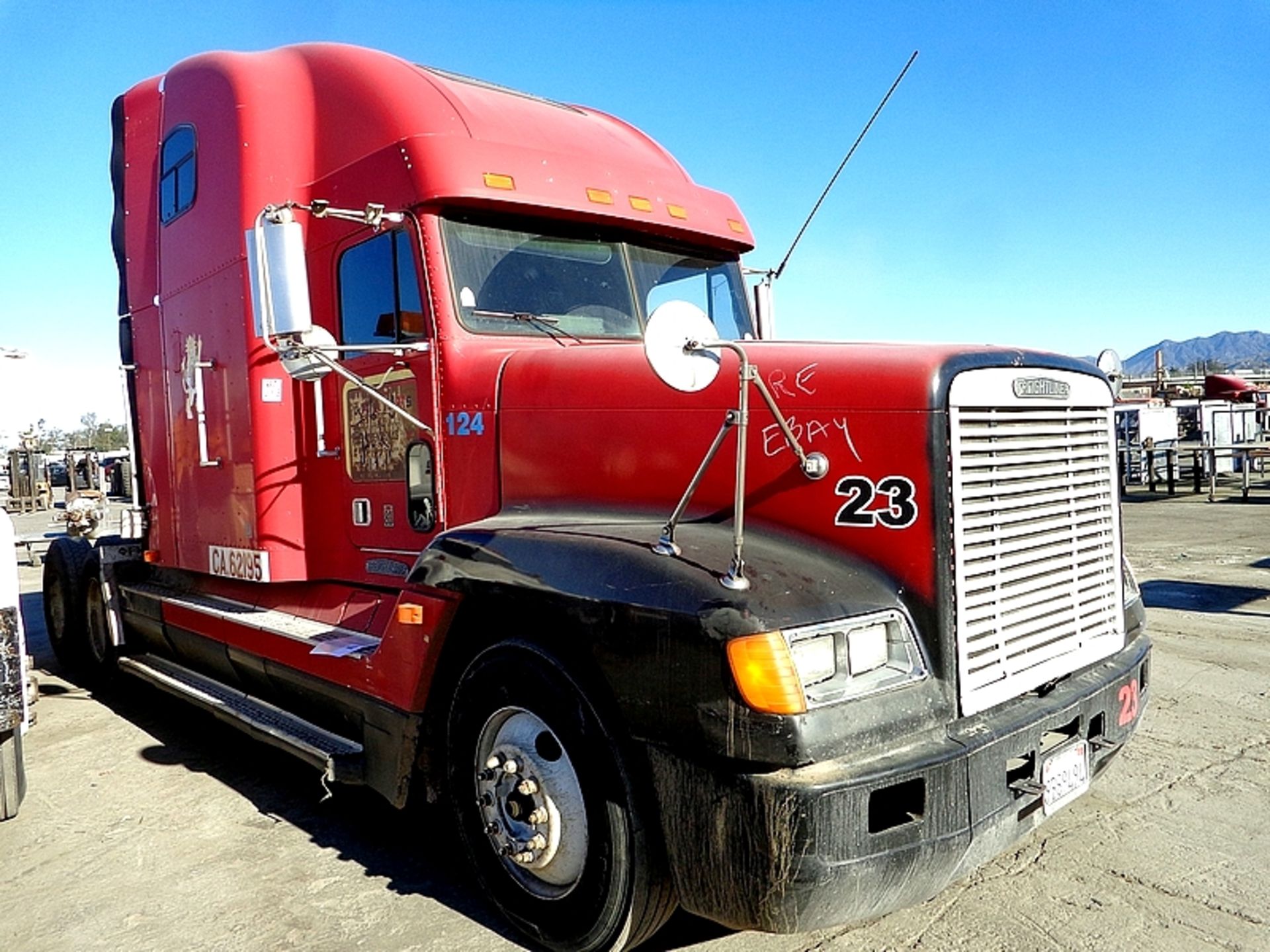 1995 FREIGHTLINER (RUNNING) 120,150 MILES VIN # 1FUYDSEBXTH855798