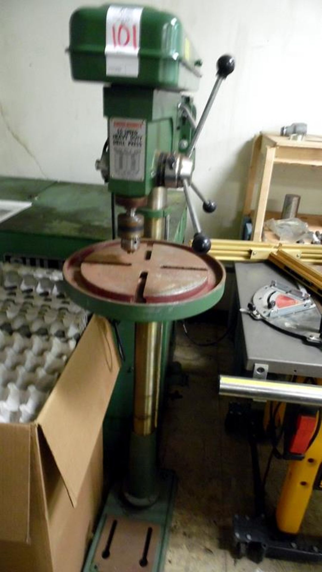 CENTRAL MACHINERY 16-SPEED DRILL PRESS