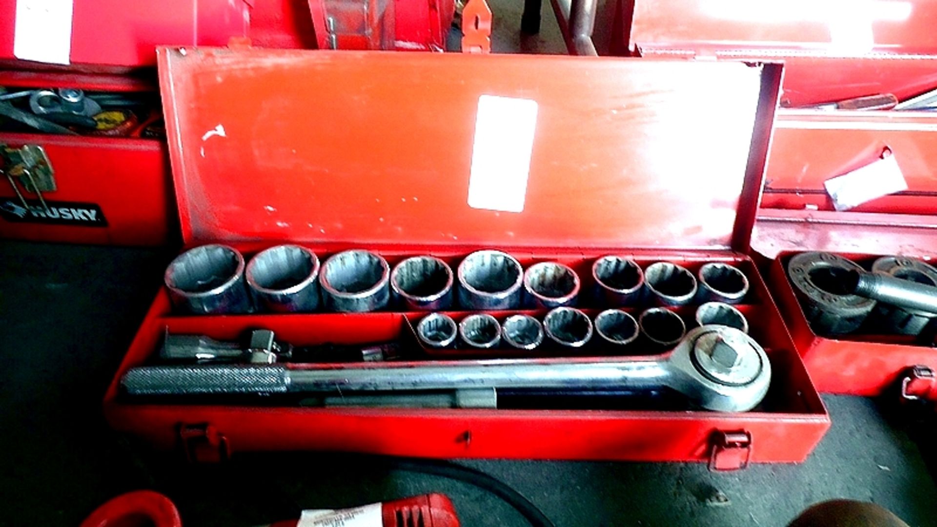 SOCKET SET