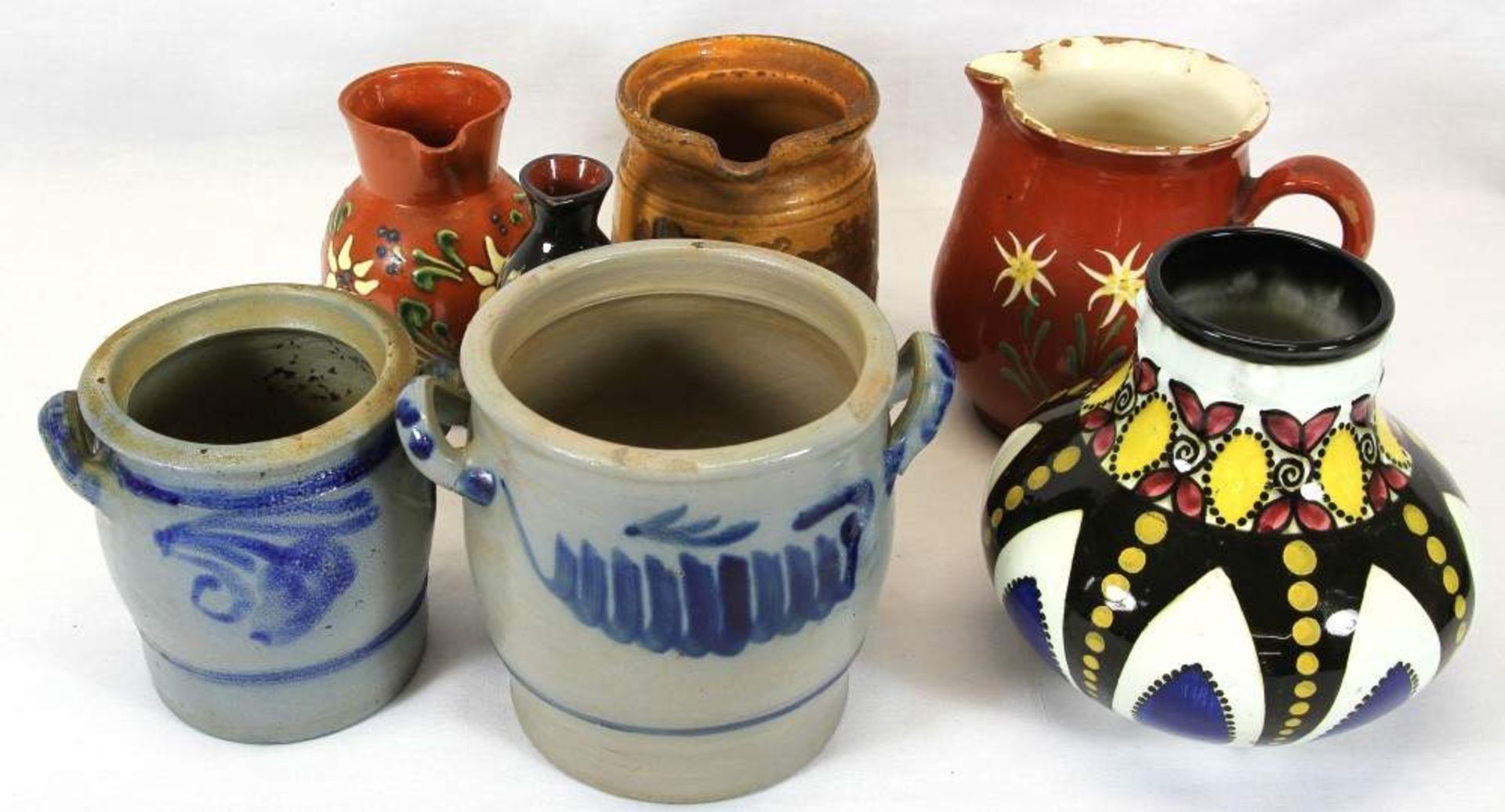 Konvolut Töpfe und Vasen um 1900 Keramik teils mit Salzglasur, teils mit polychromer Glasur. - Image 2 of 2