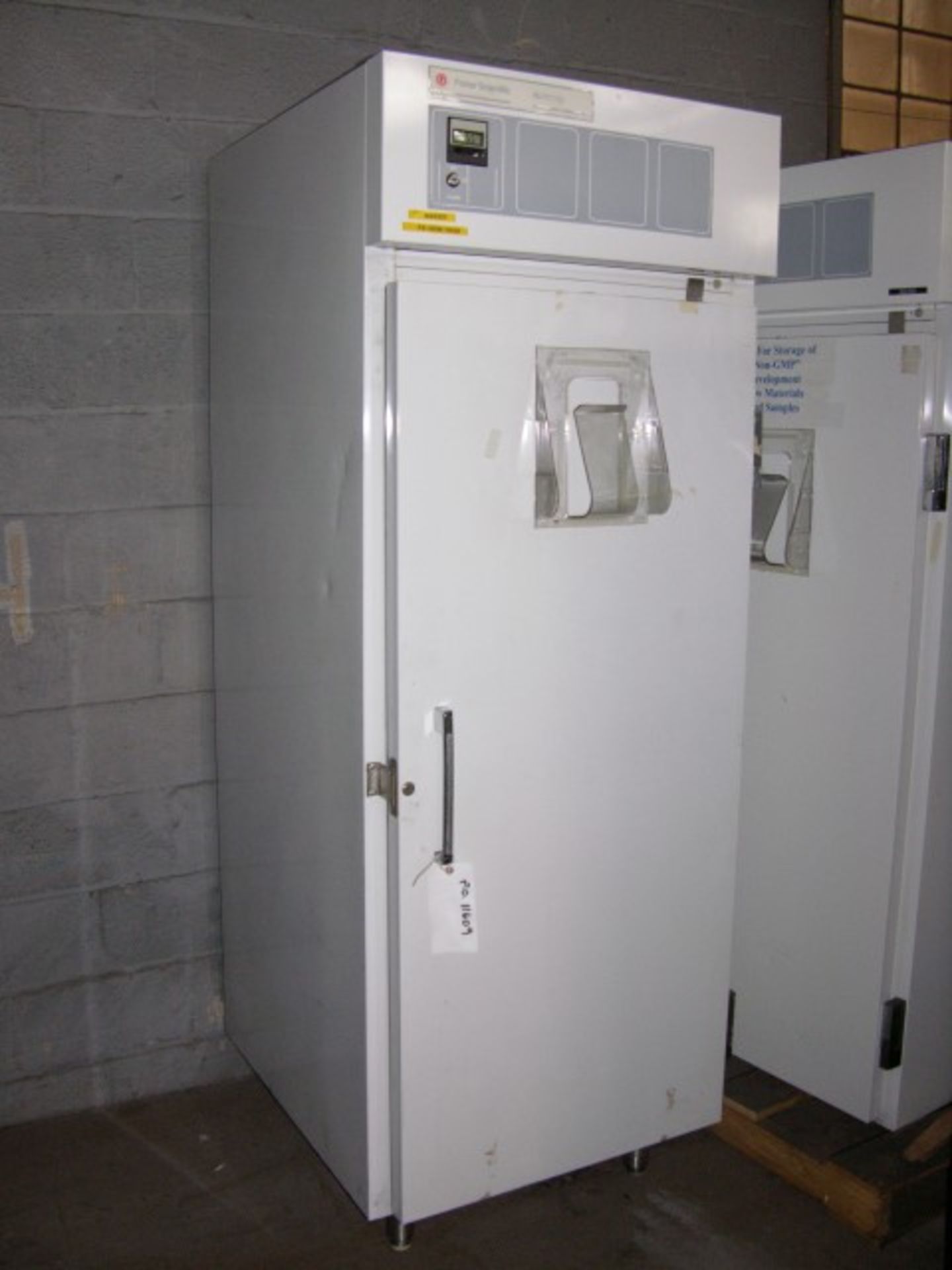 23 CU FT FISHER SCIENTIFIC SINGLE-DOOR FREEZER