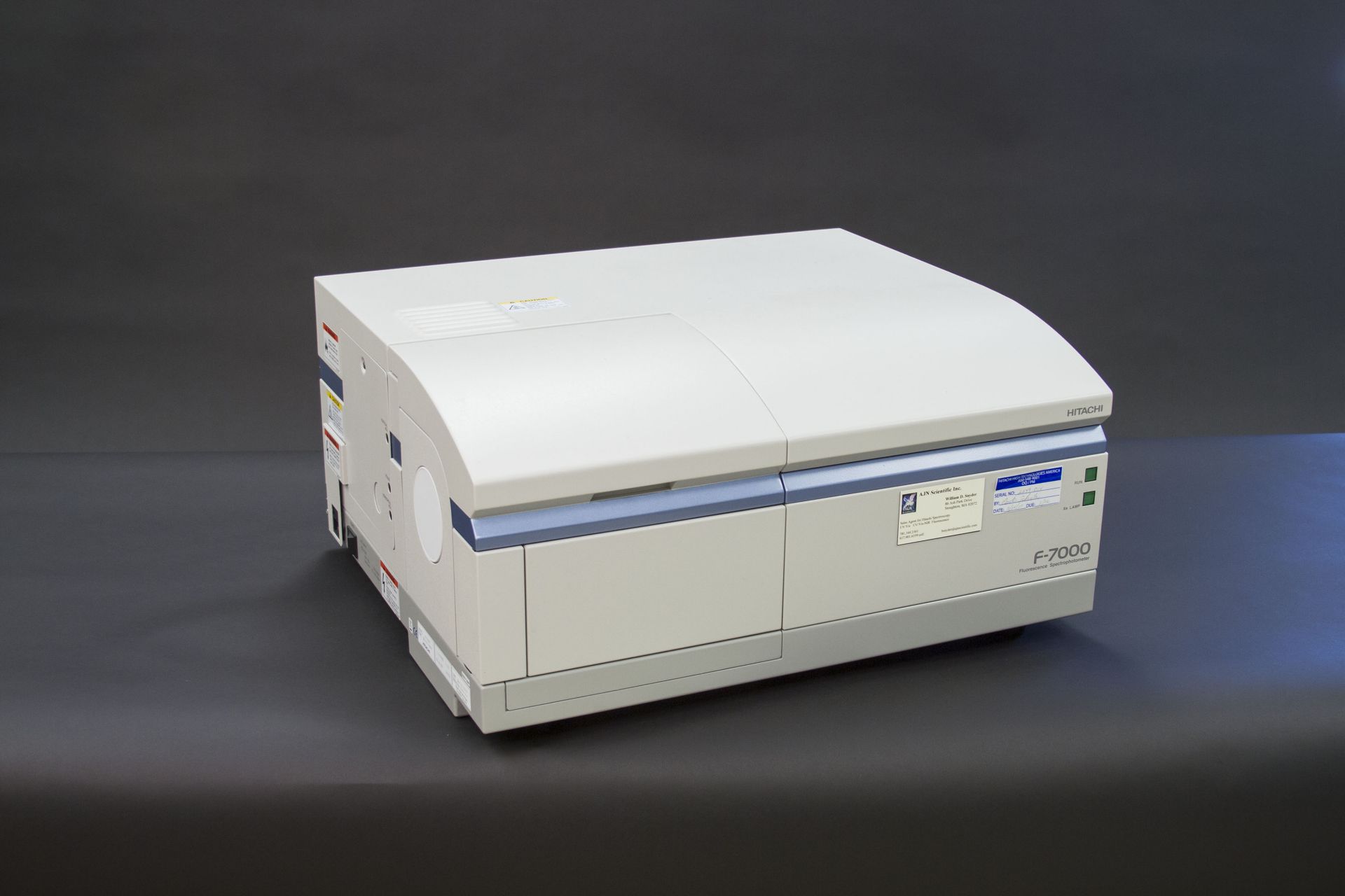 Hitachi F-7000 Fluorescence Spectrophotometer (New in 2011)